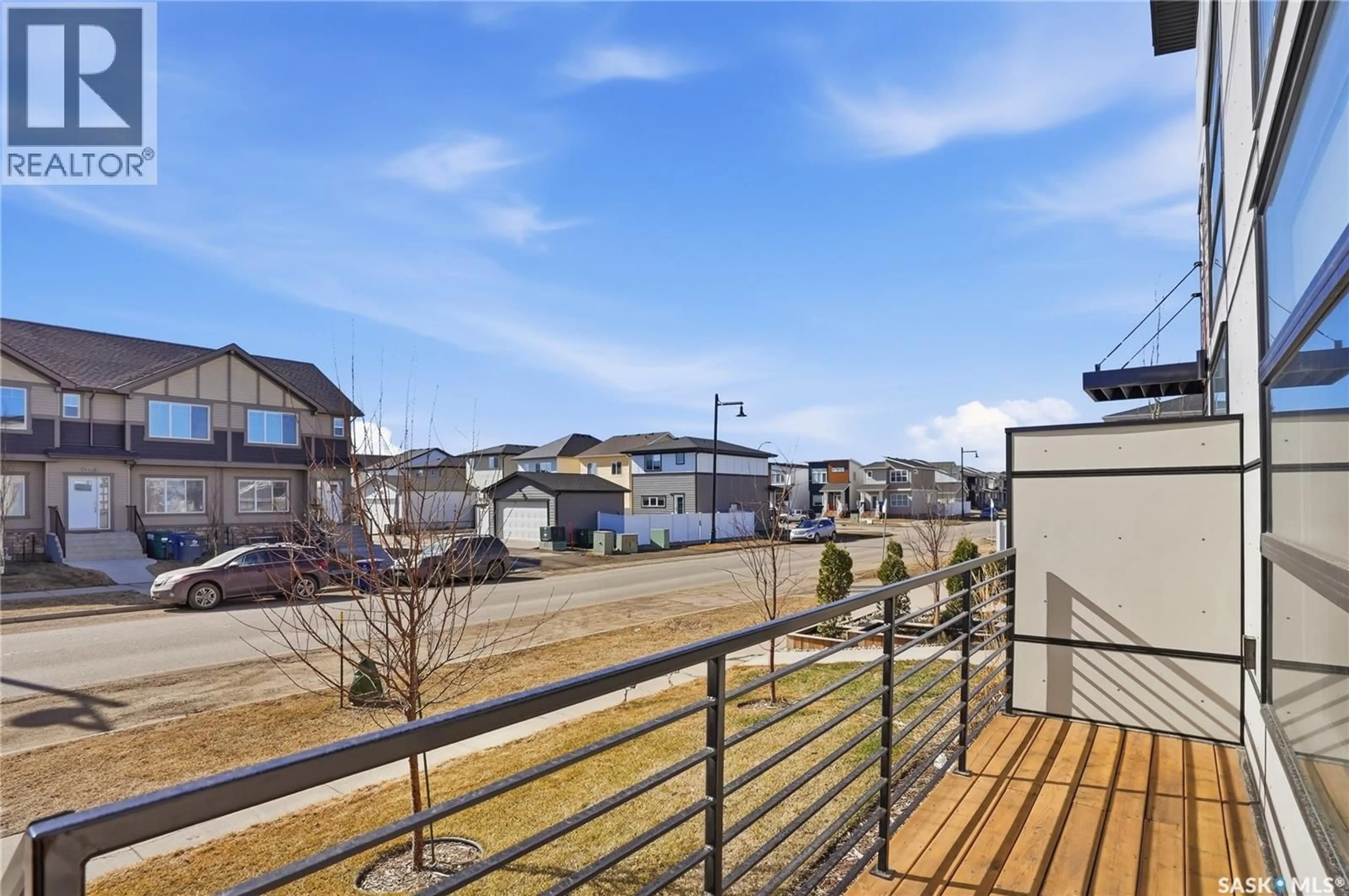 Patio, water/lake/river/ocean view for Gate - 633 BRIGHTON GATE, Saskatoon Saskatchewan S7V0T4