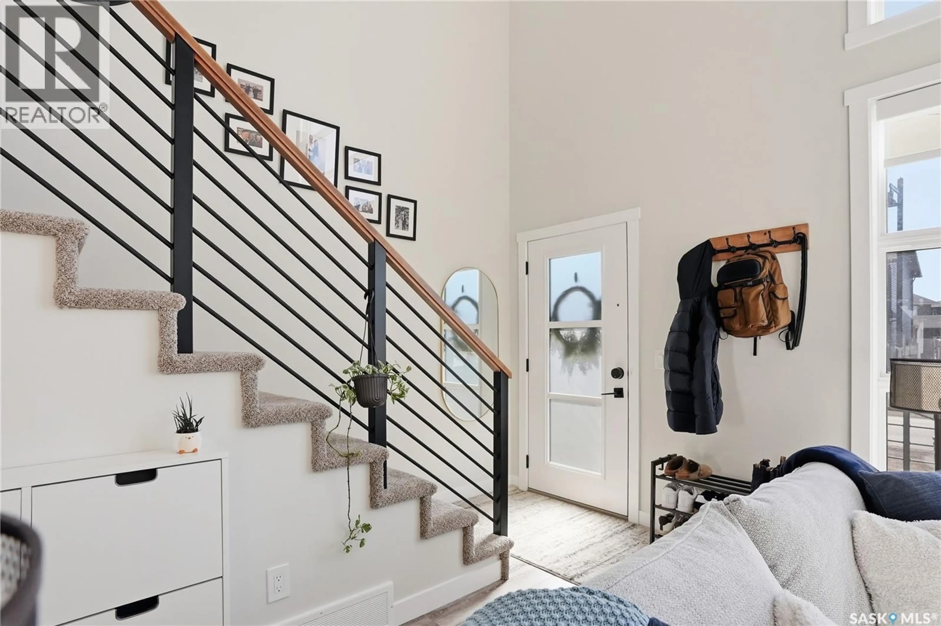 Indoor entryway for Gate - 633 BRIGHTON GATE, Saskatoon Saskatchewan S7V0T4