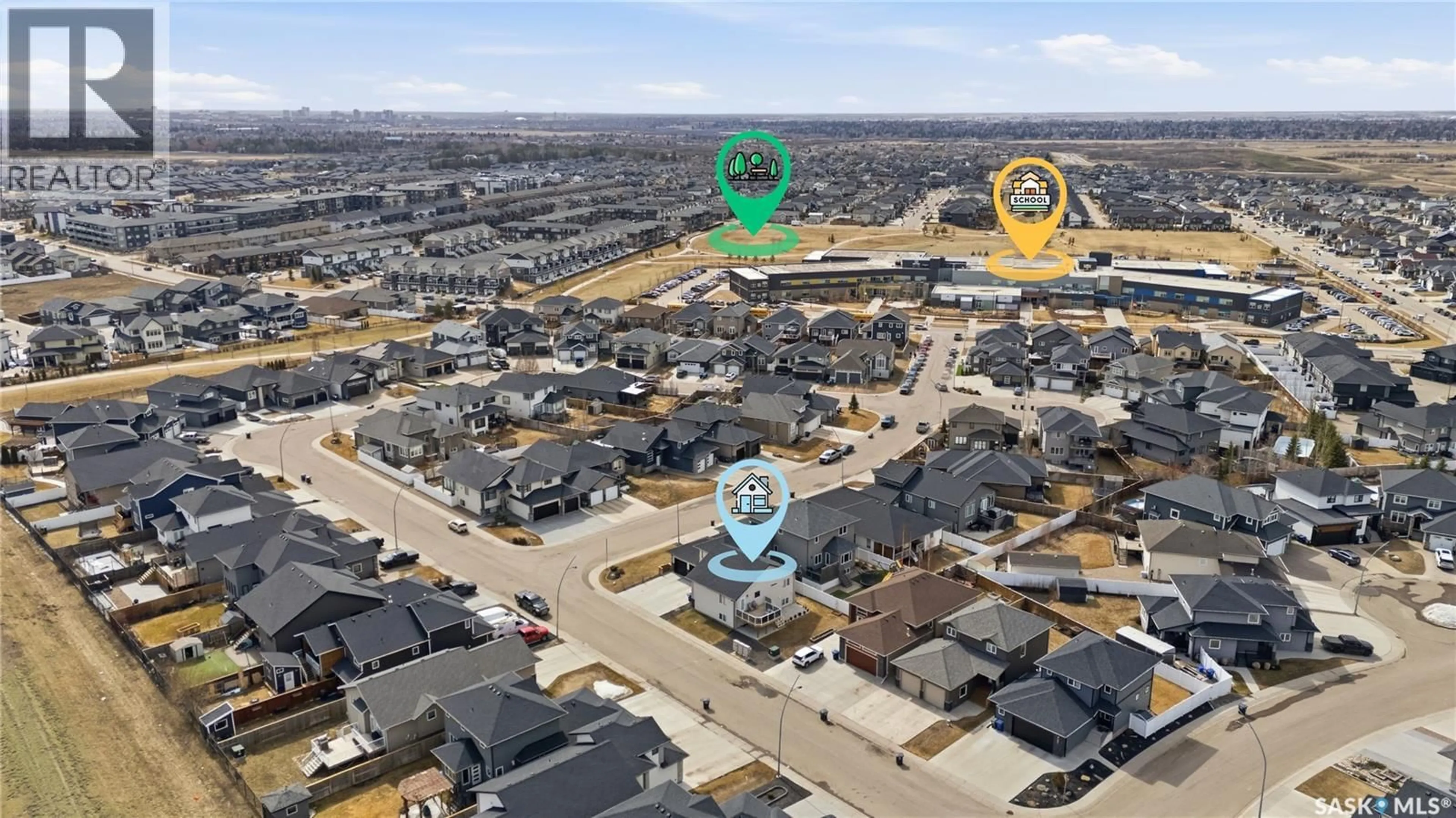 A pic from outside/outdoor area/front of a property/back of a property/a pic from drone, street for 322 GLACIAL SHORES MANOR, Saskatoon Saskatchewan S7S1N1