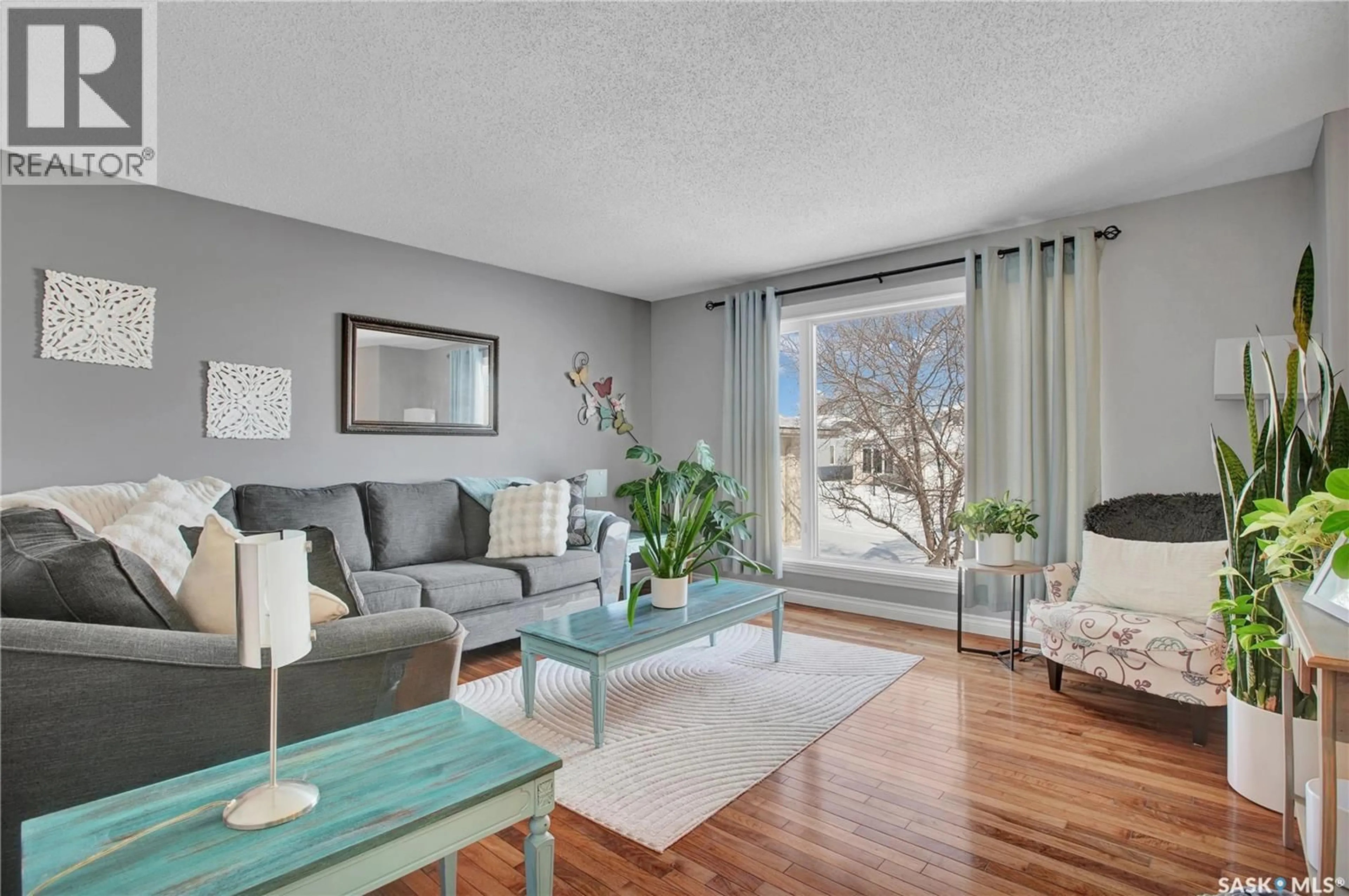 Living room with furniture, unknown for 403 KING PLACE, Warman Saskatchewan S0K4S0