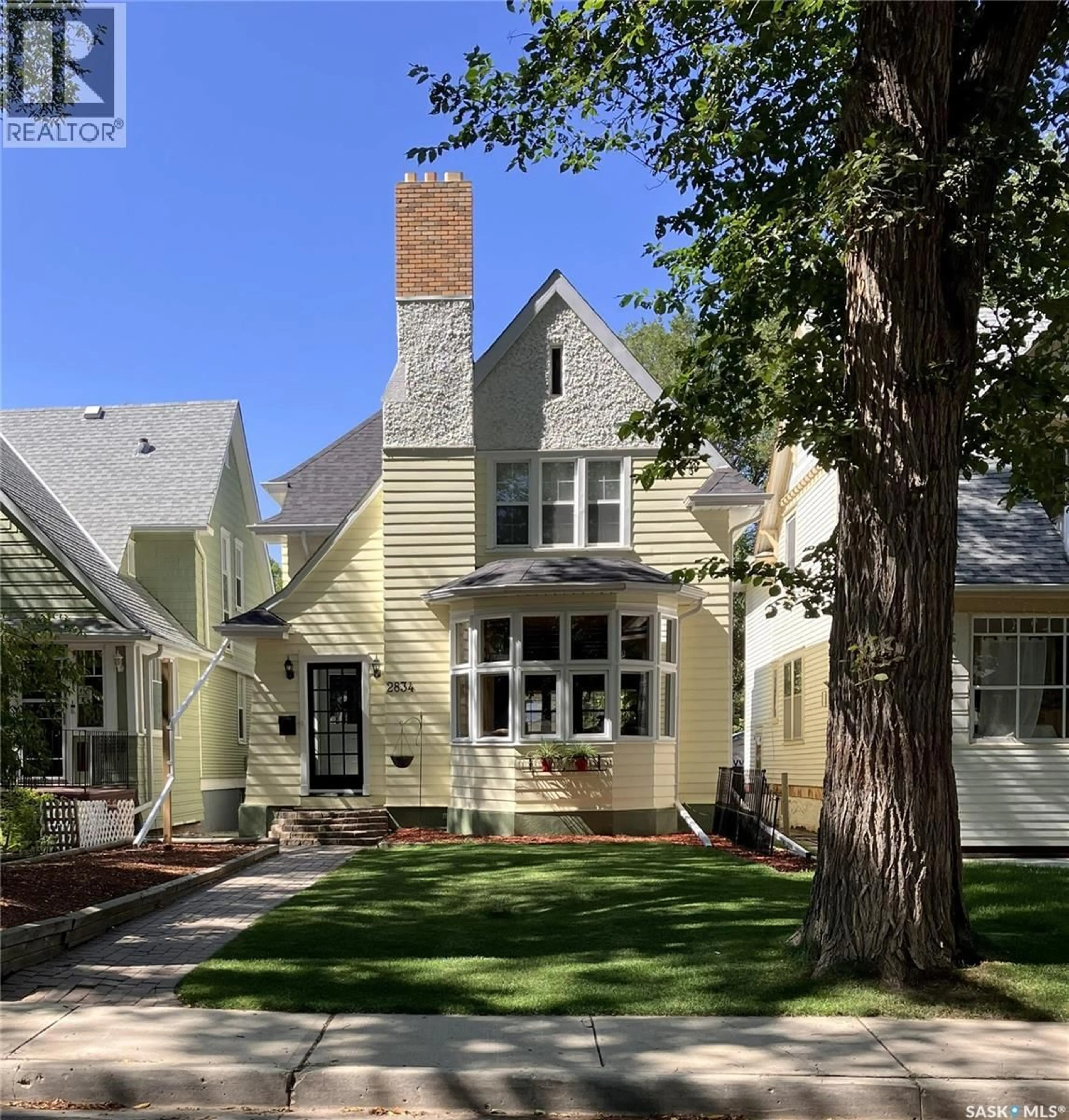 Home with vinyl exterior material, street for 2834 RAE STREET, Regina Saskatchewan S4S1R3