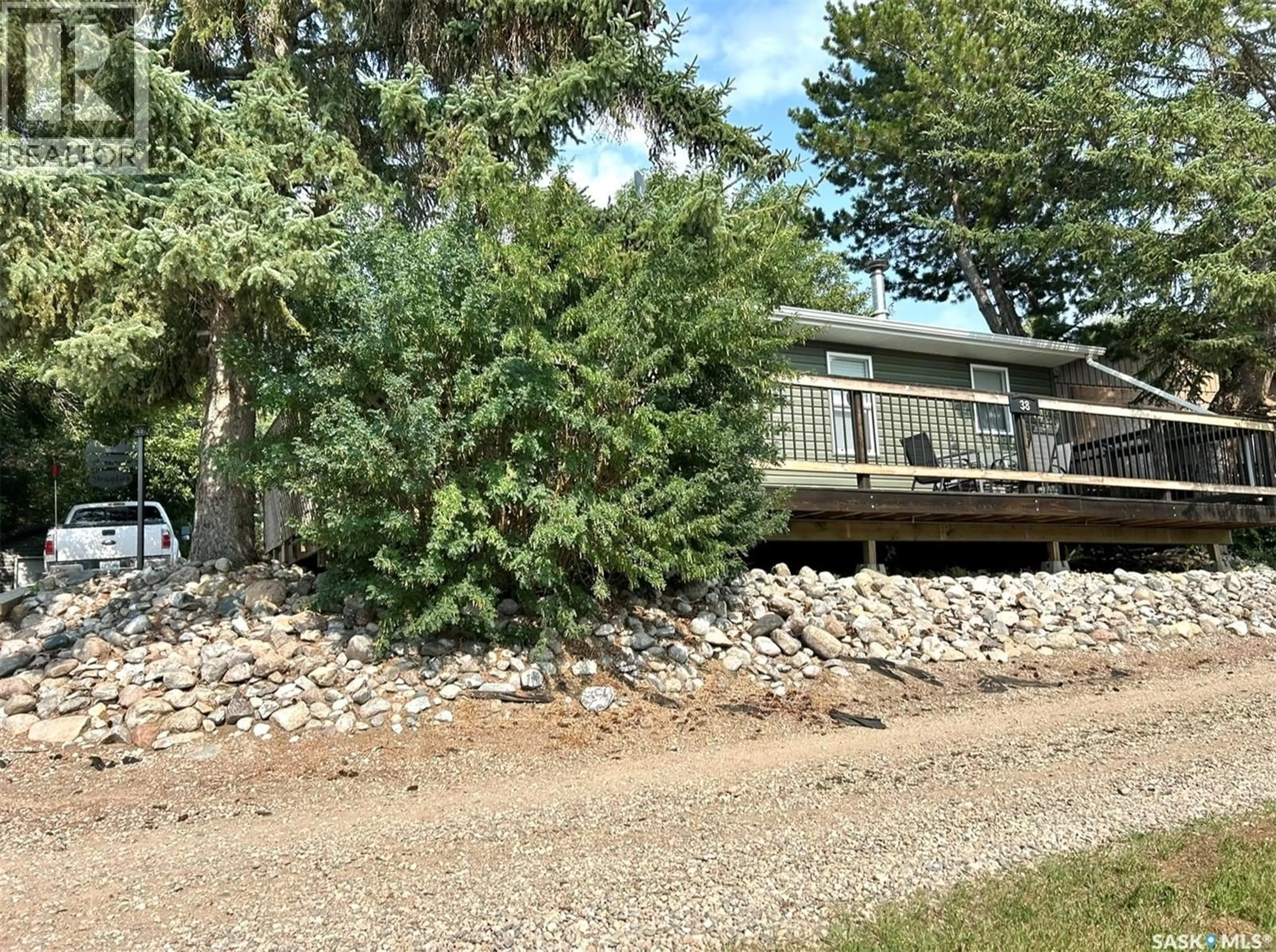A pic from outside/outdoor area/front of a property/back of a property/a pic from drone, unknown for 38 GADDESBY DRIVE, Meota Rm No.468 Saskatchewan S0M1X0