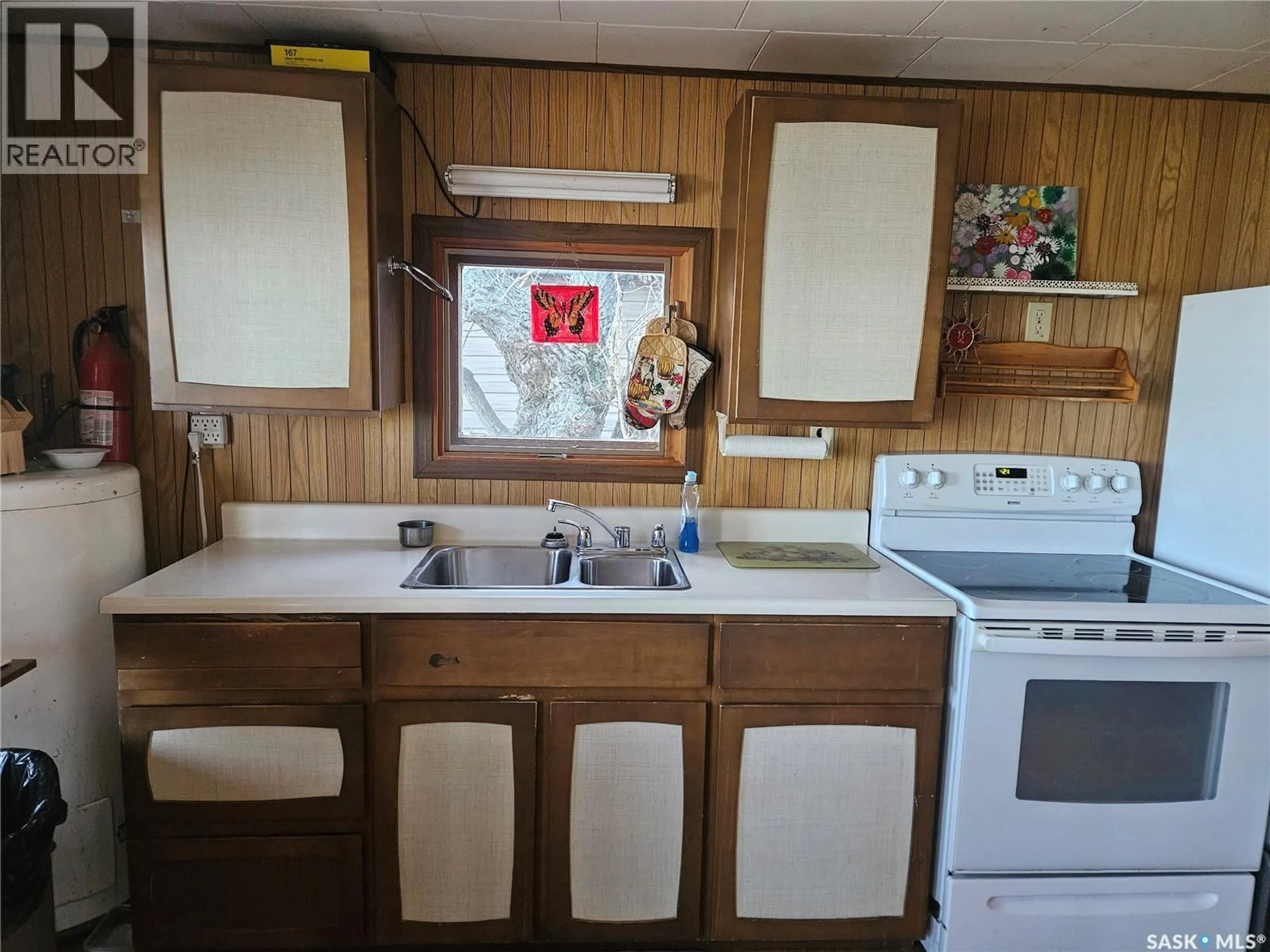 Standard kitchen, unknown for Cabin - 61 CLEAR WATER LAKE, Lacadena Rm No. 228 Saskatchewan S0L1T0