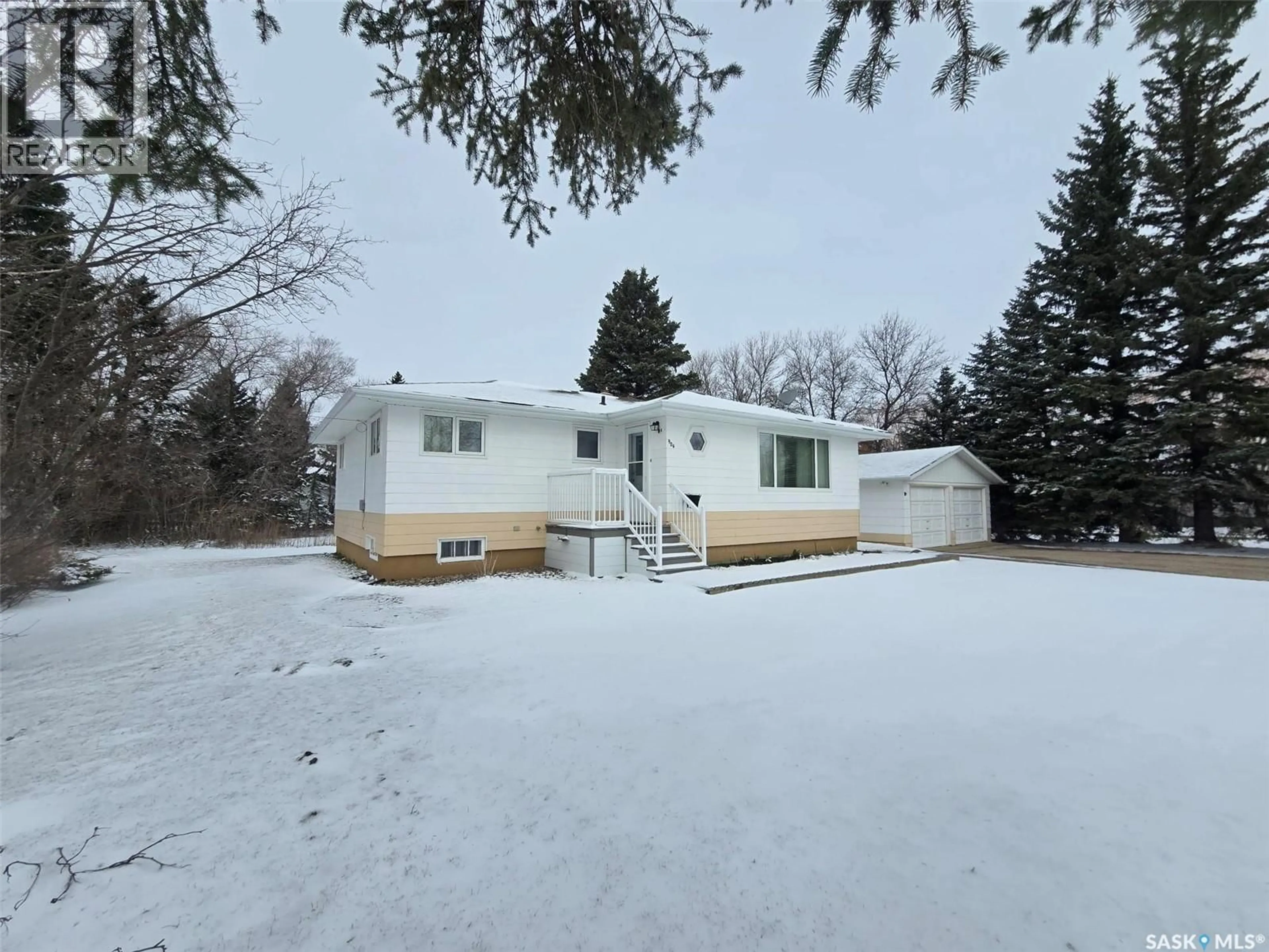 Unknown for 904 ALICE STREET, Grenfell Saskatchewan S0G2B0