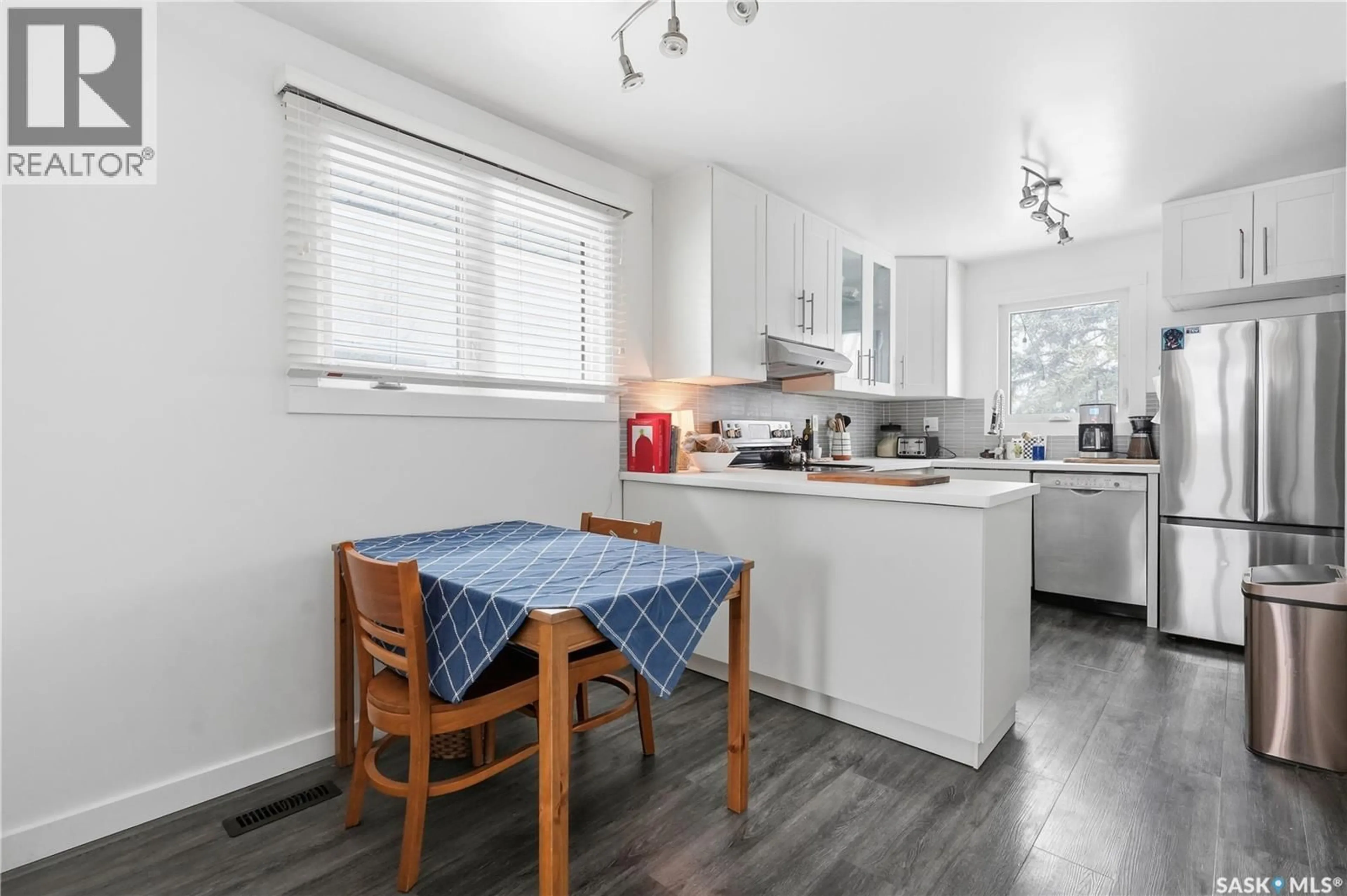 Standard kitchen, wood/laminate floor for 166 MAGEE CRESCENT, Regina Saskatchewan S4R6K7