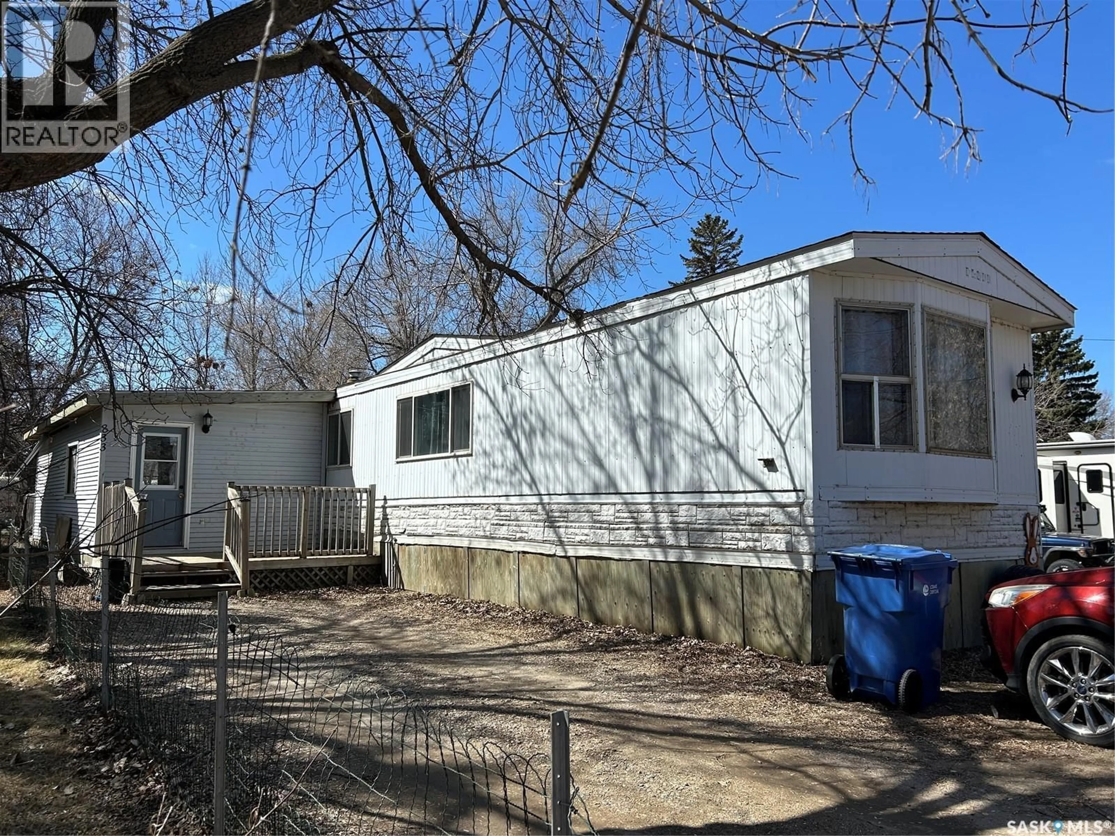 Unknown for 833 BERYL AVENUE, Oxbow Saskatchewan S0C2B0