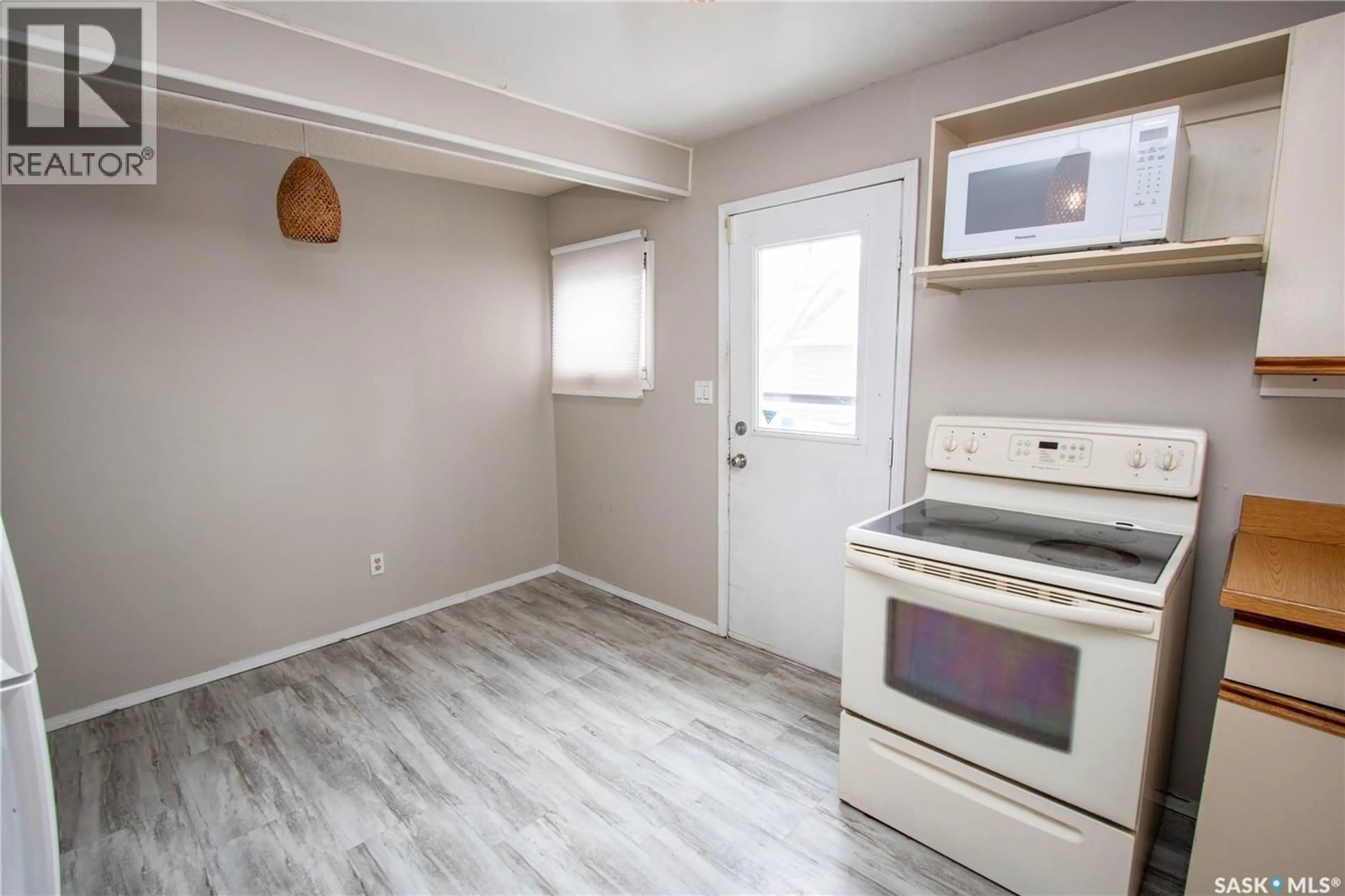 A pic of a room for 344 ANGUS STREET, Regina Saskatchewan S4R3K6
