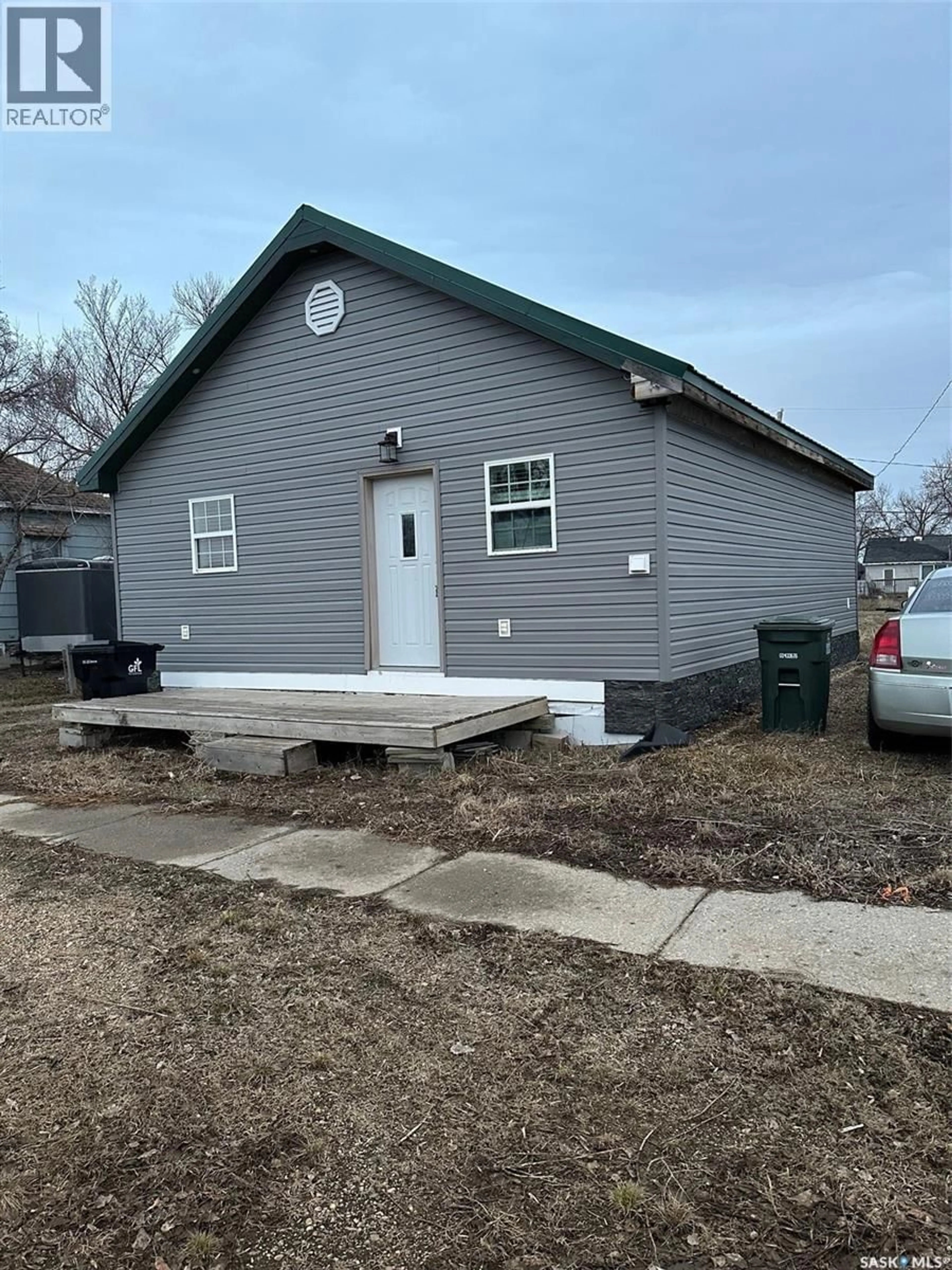 Unknown for 321 WALSH STREET, Bienfait Saskatchewan S0C0M0