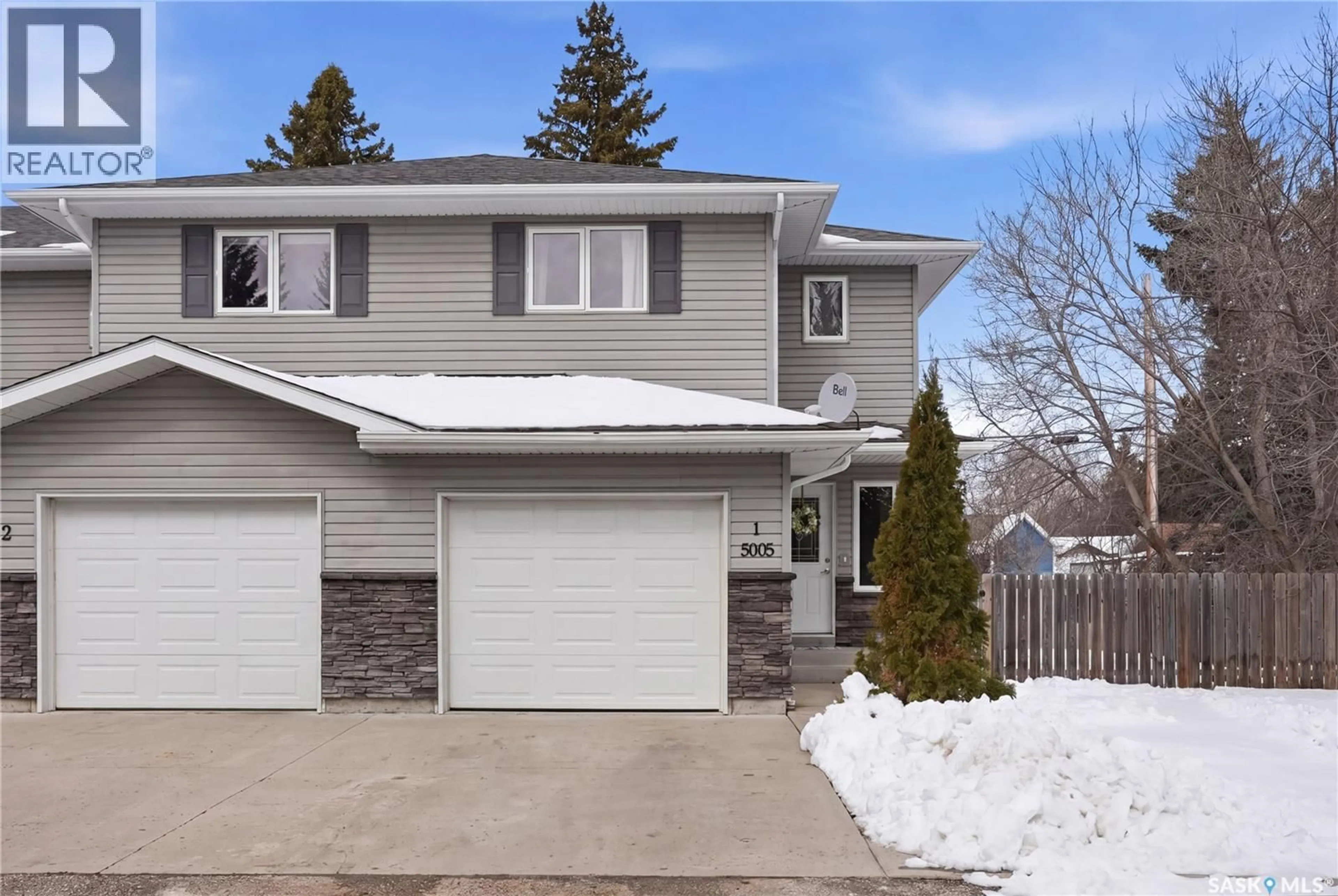 Home with vinyl exterior material, street for 1 - 5005 CENTRAL AVENUE, Waldheim Saskatchewan S0K4R0