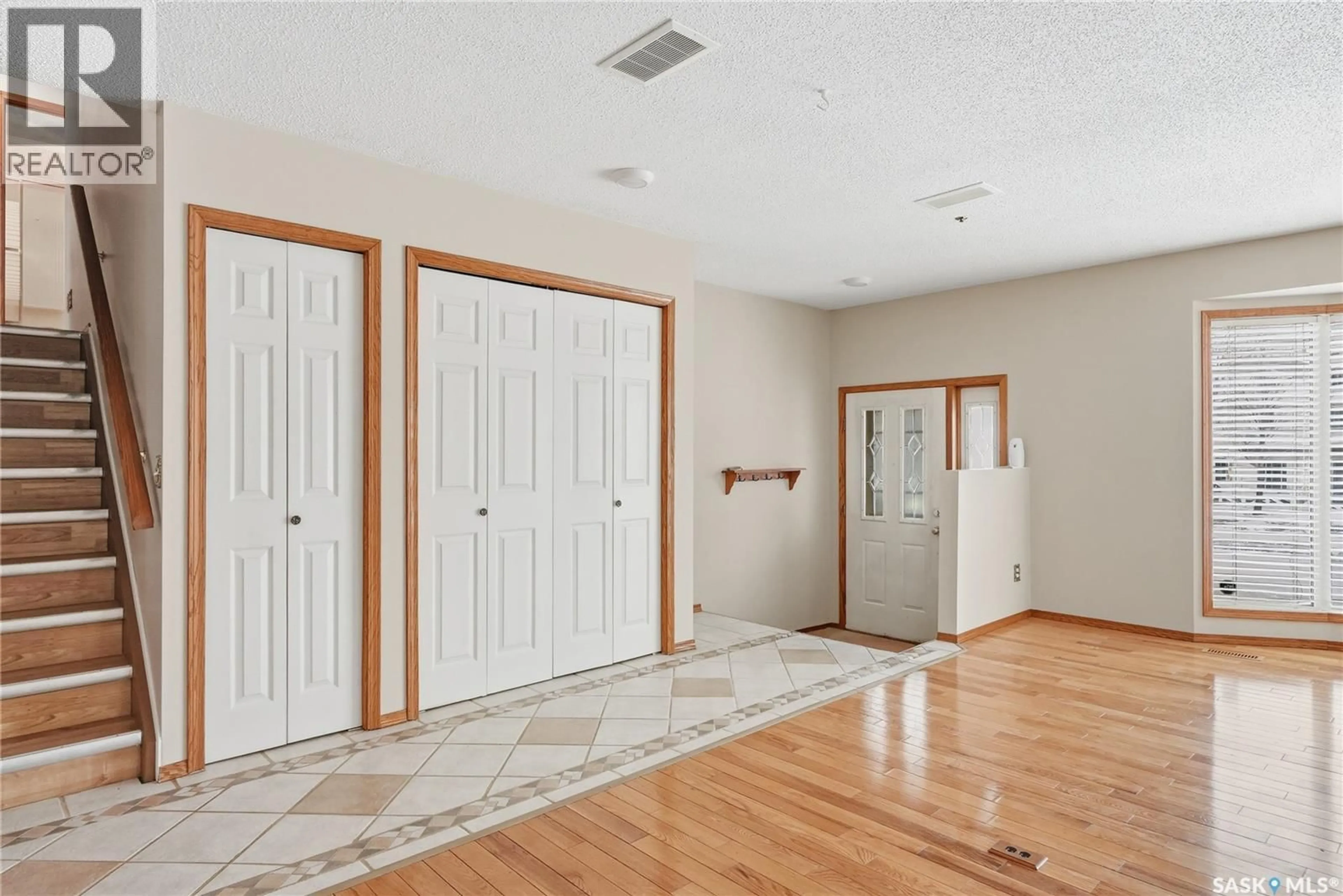 Unknown for 807 115TH STREET, Saskatoon Saskatchewan S7N3W5