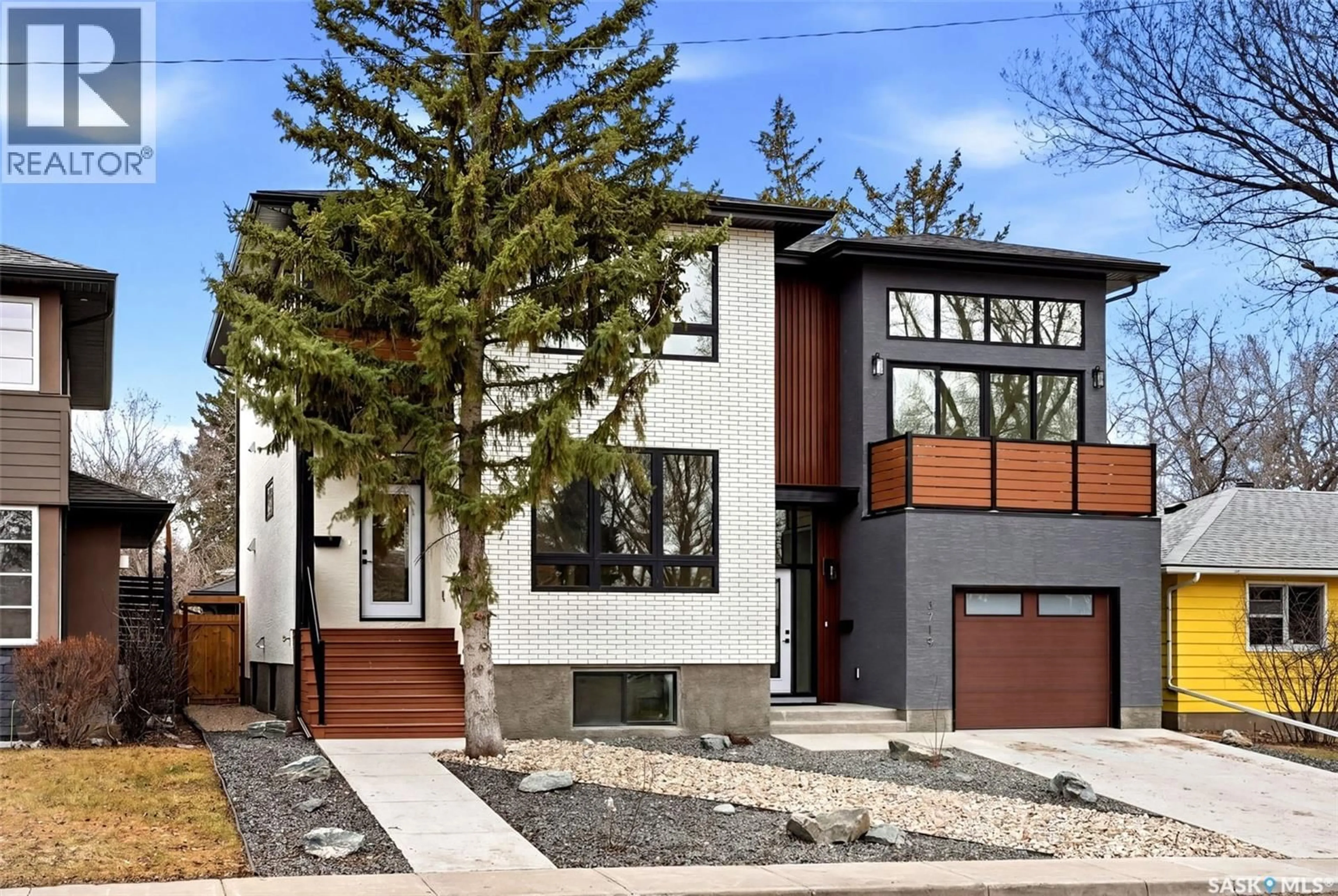 Home with brick exterior material, street for 3917 QU'APPELLE DRIVE, Regina Saskatchewan S4S0E1