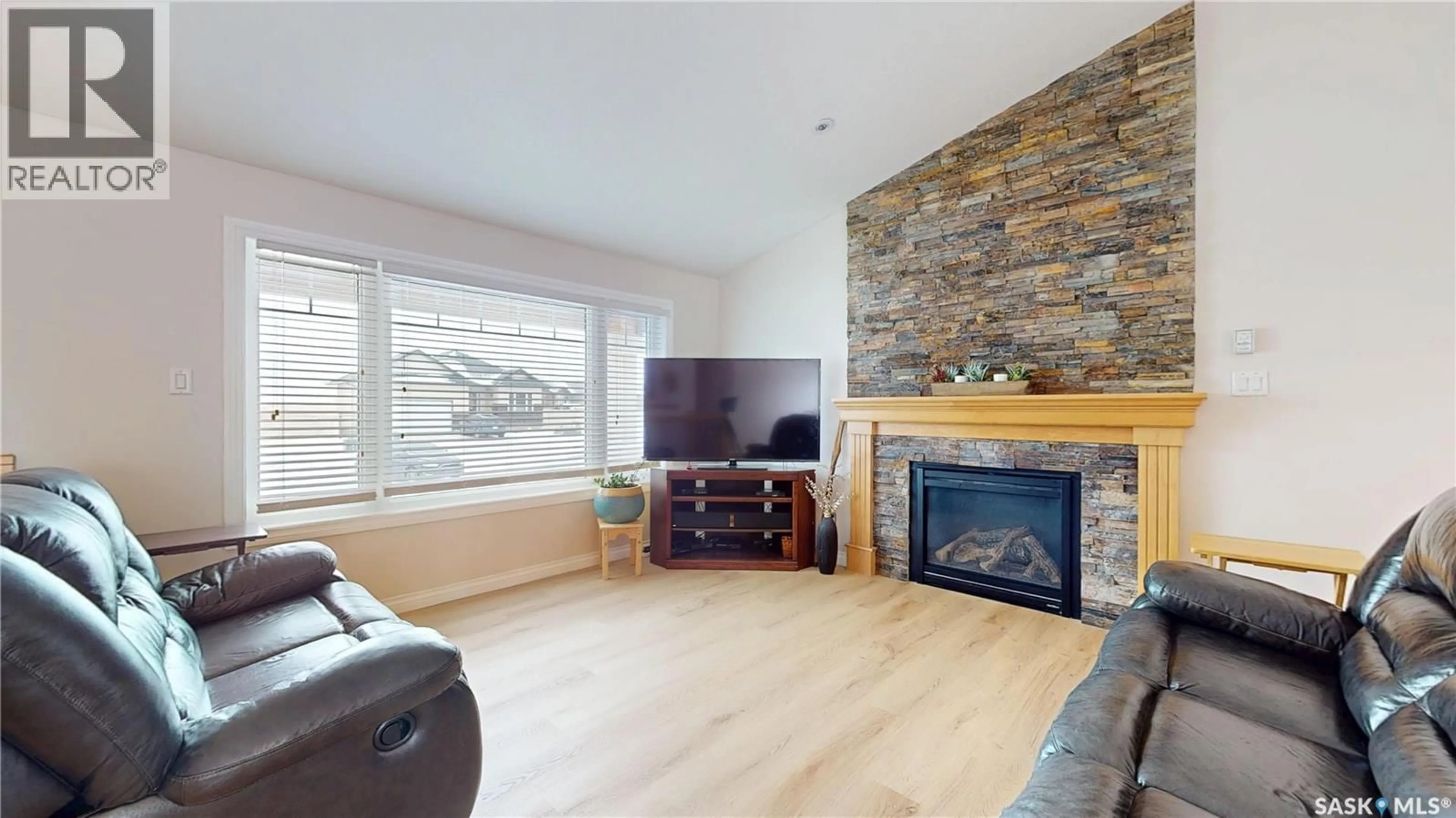 Unknown for 205 WILLOW RIDGE DRIVE, Pilot Butte Saskatchewan S0G3Z0