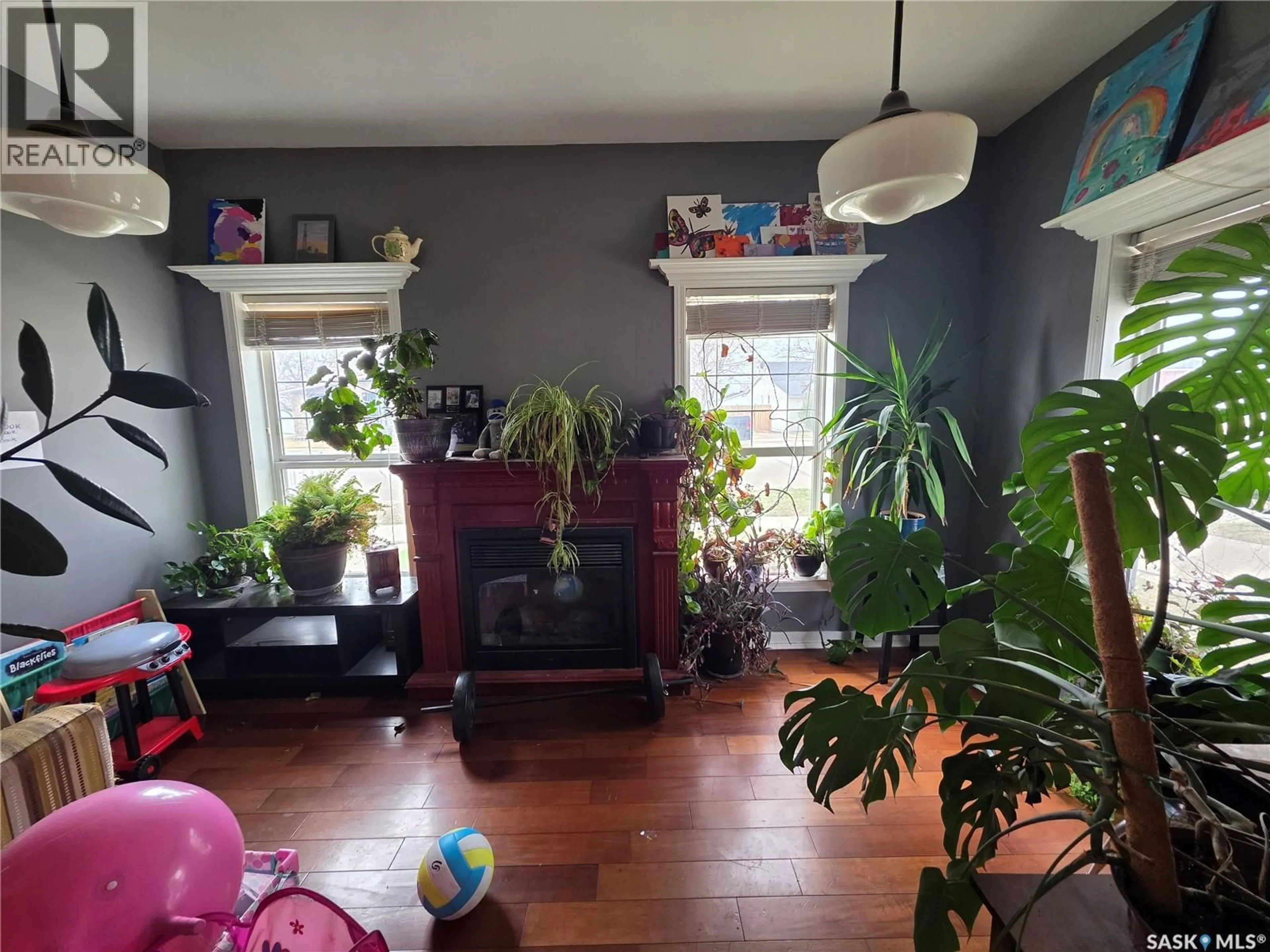 Unknown for 905 2ND STREET, Estevan Saskatchewan S4A0L3