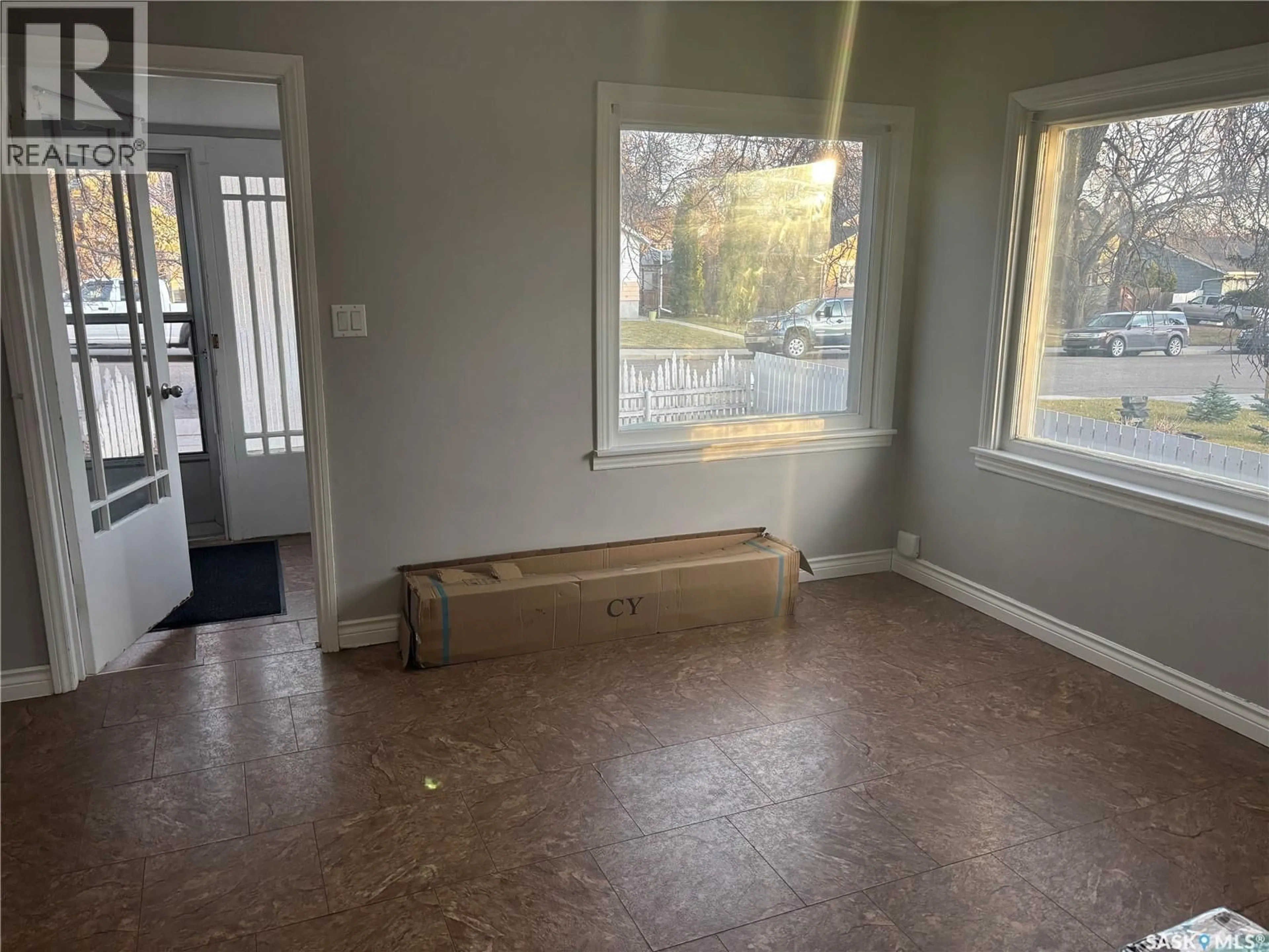 A pic of a room for 476 4TH AVENUE, Swift Current Saskatchewan S9H0V3