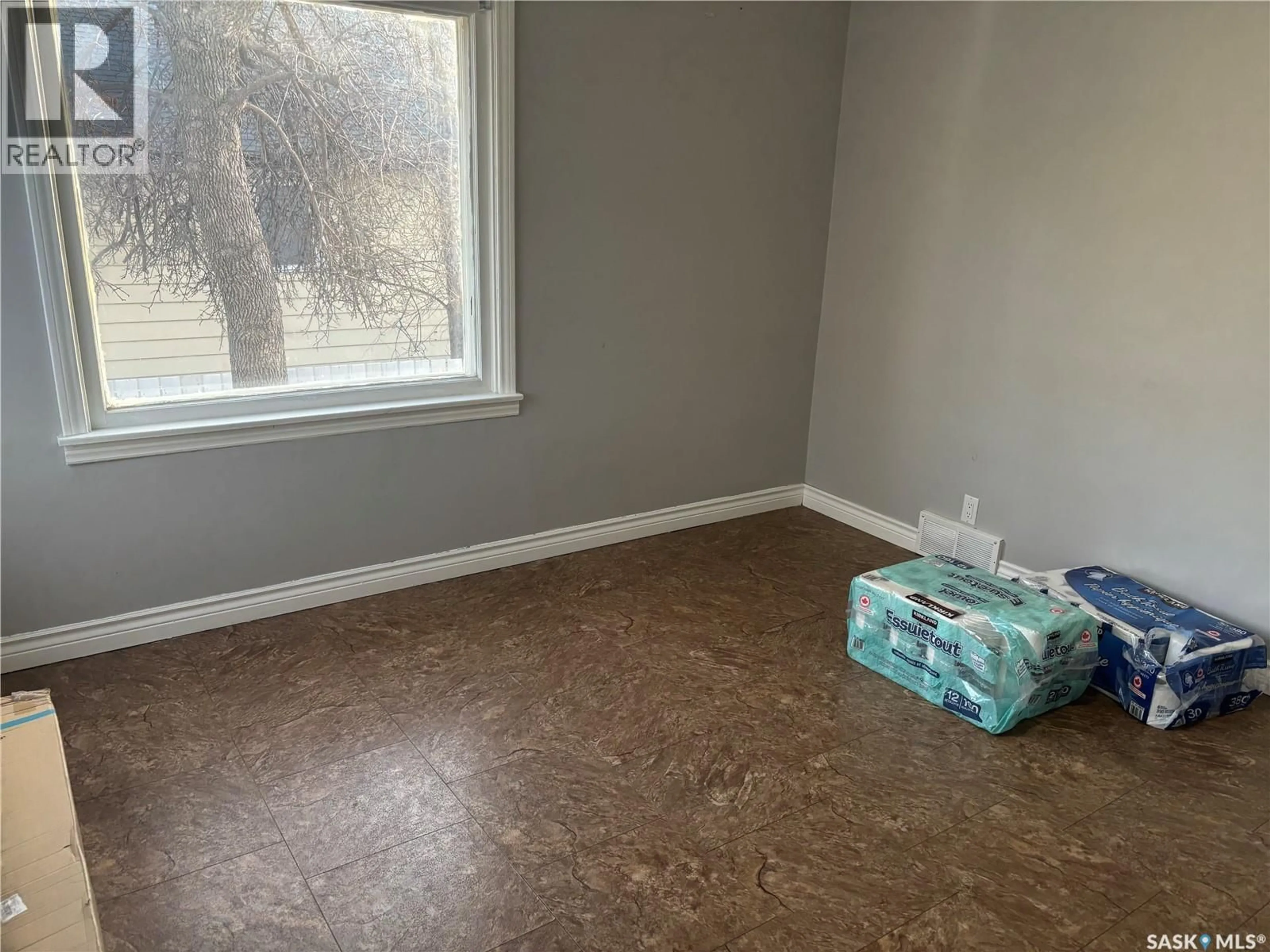 A pic of a room for 476 4TH AVENUE, Swift Current Saskatchewan S9H0V3