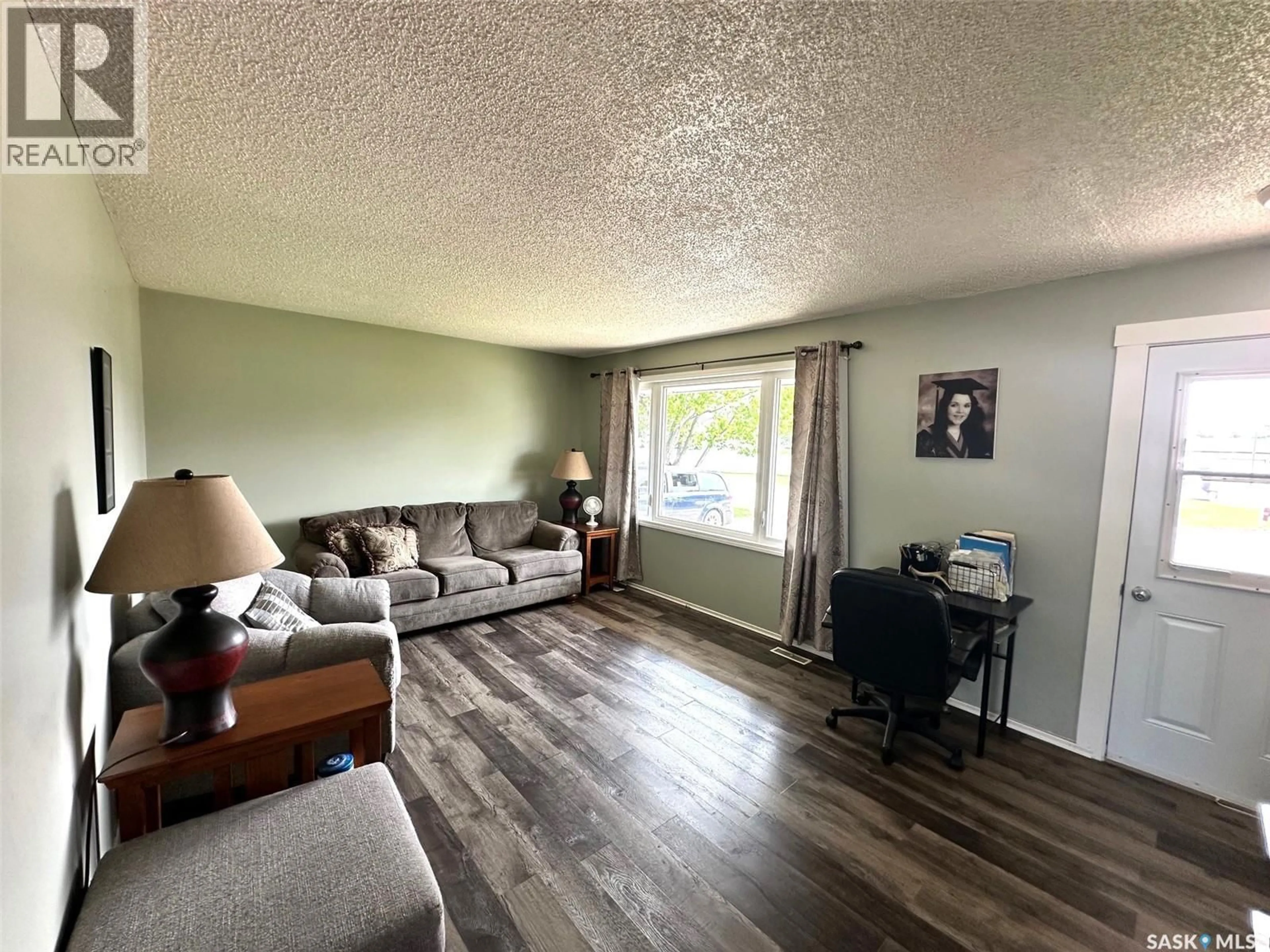 A pic of a room for 736 HUDSON CRESCENT, Hudson Bay Saskatchewan S0E0Y0
