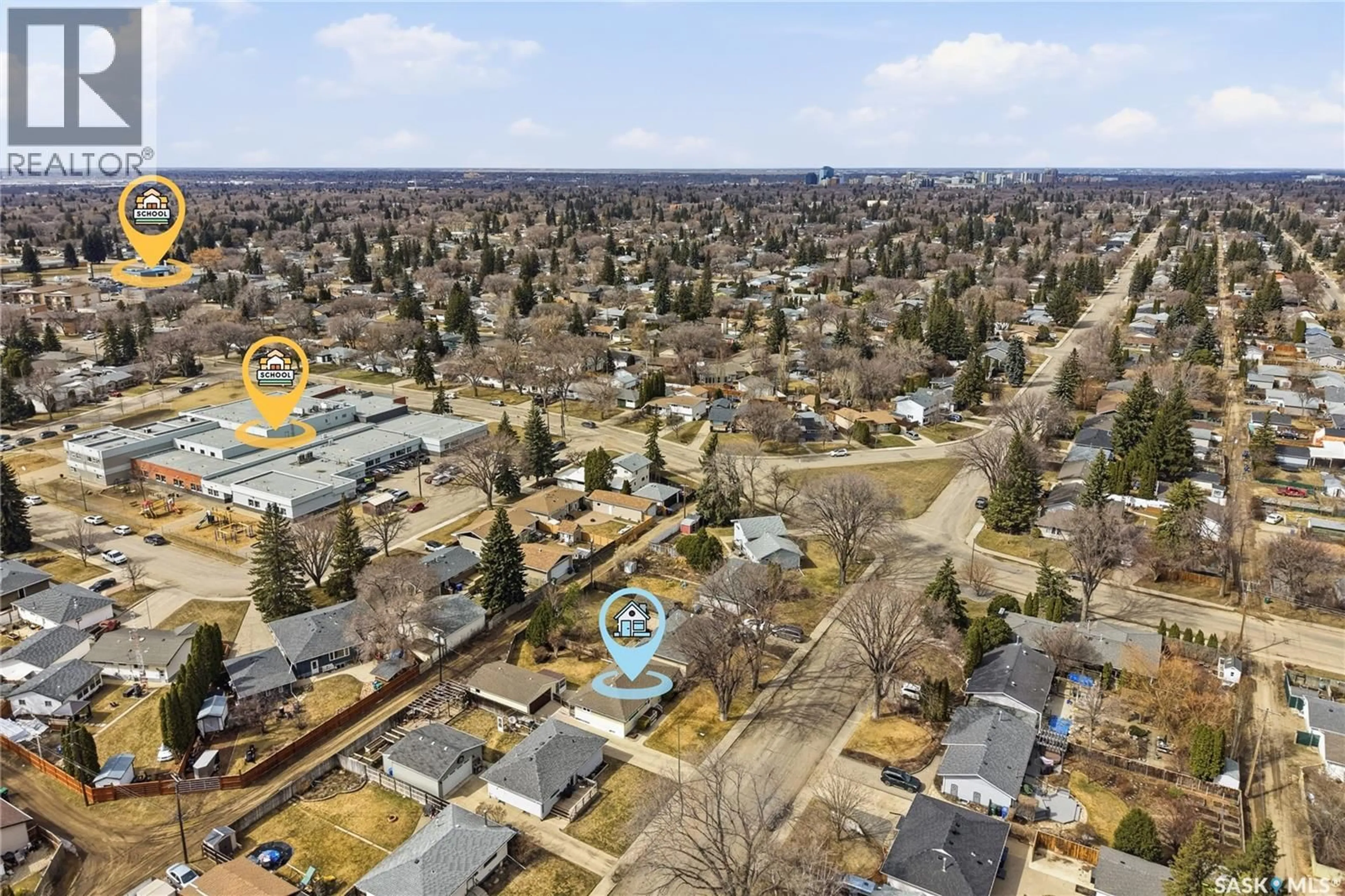 A pic from outside/outdoor area/front of a property/back of a property/a pic from drone, street for 51 MCASKILL CRESCENT, Saskatoon Saskatchewan S7J3K1