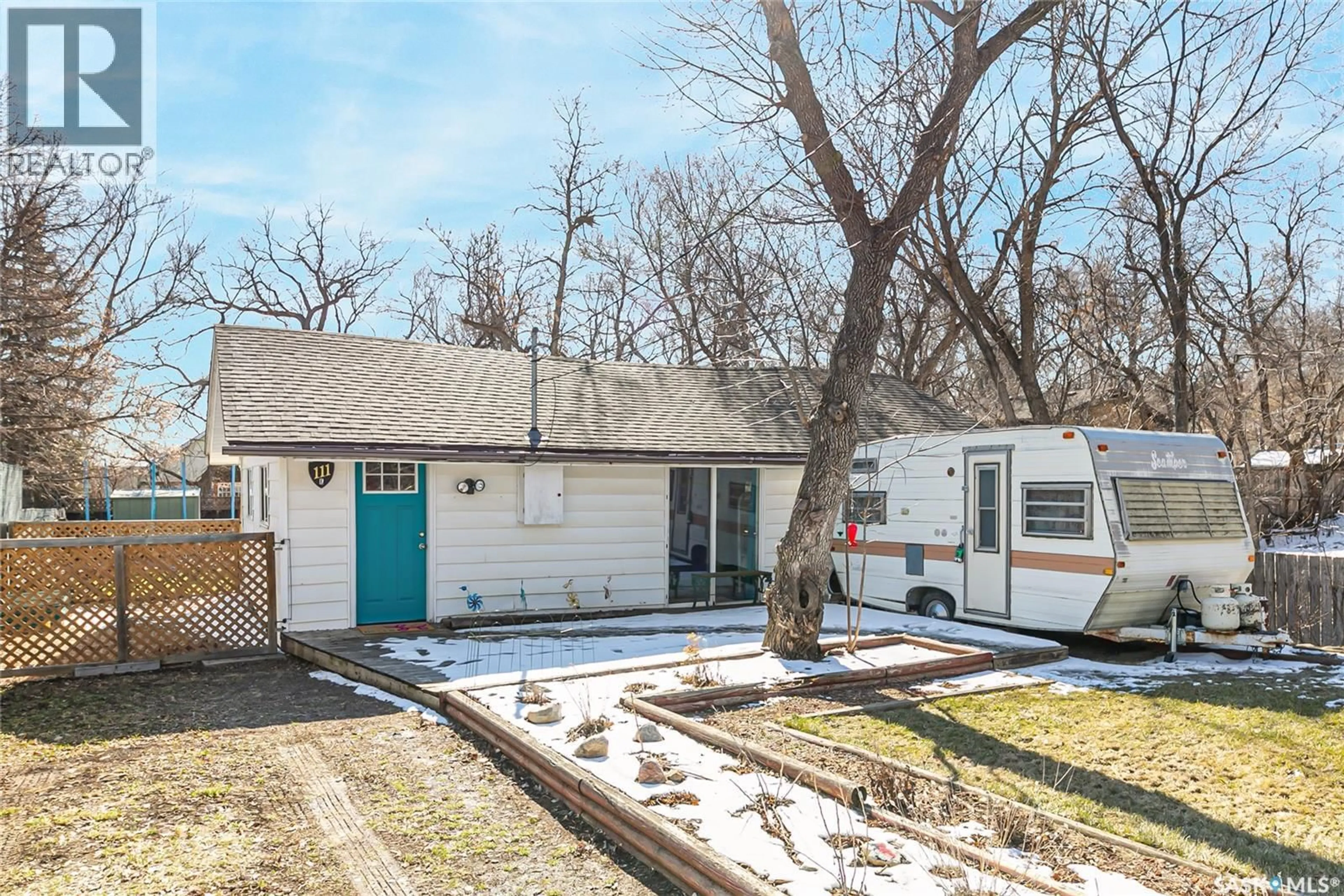 Unknown for 111 1ST STREET, Regina Beach Saskatchewan S0G4C0