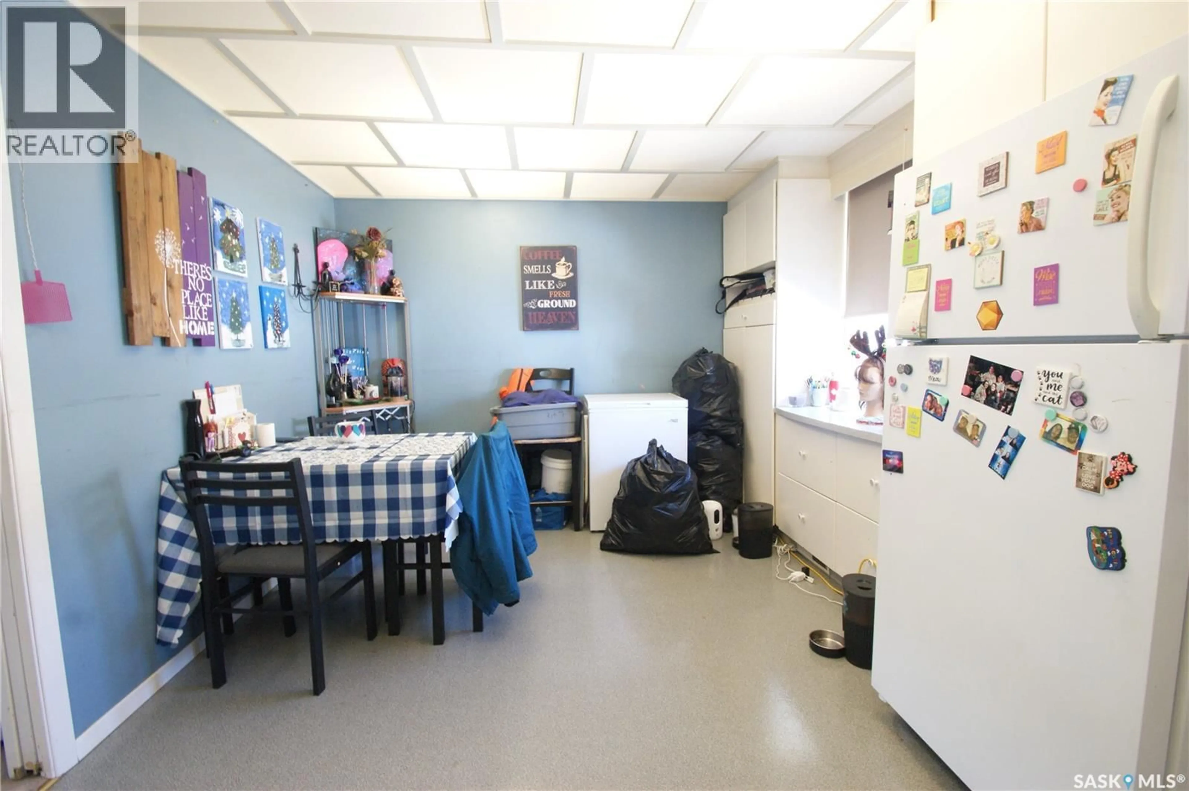 A pic of a room for 1637 EDWARD AVENUE, Saskatoon Saskatchewan S7K3B5