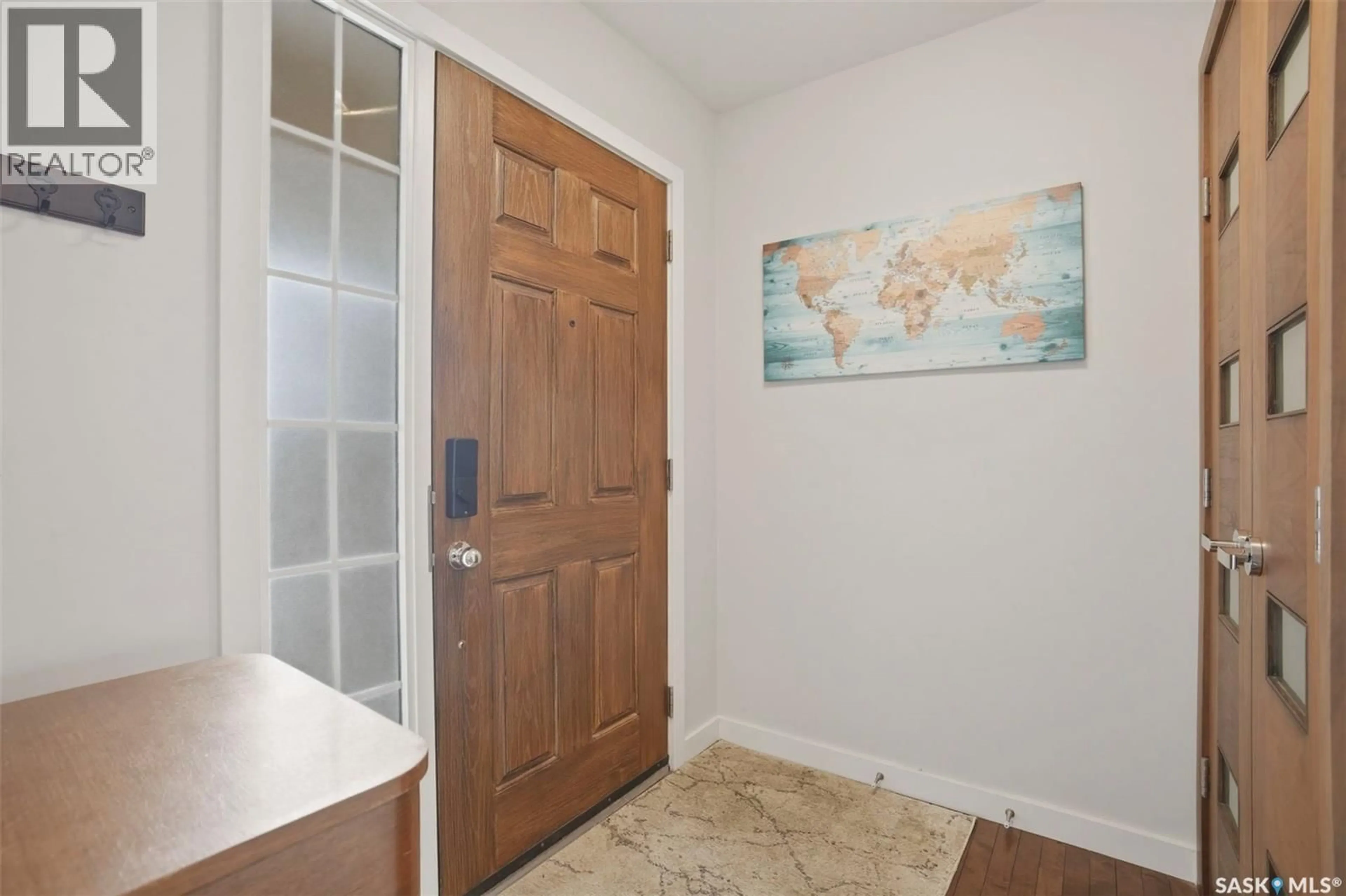 Indoor entryway for 1303 - 314 PATON CRESCENT, Saskatoon Saskatchewan S7W0P6