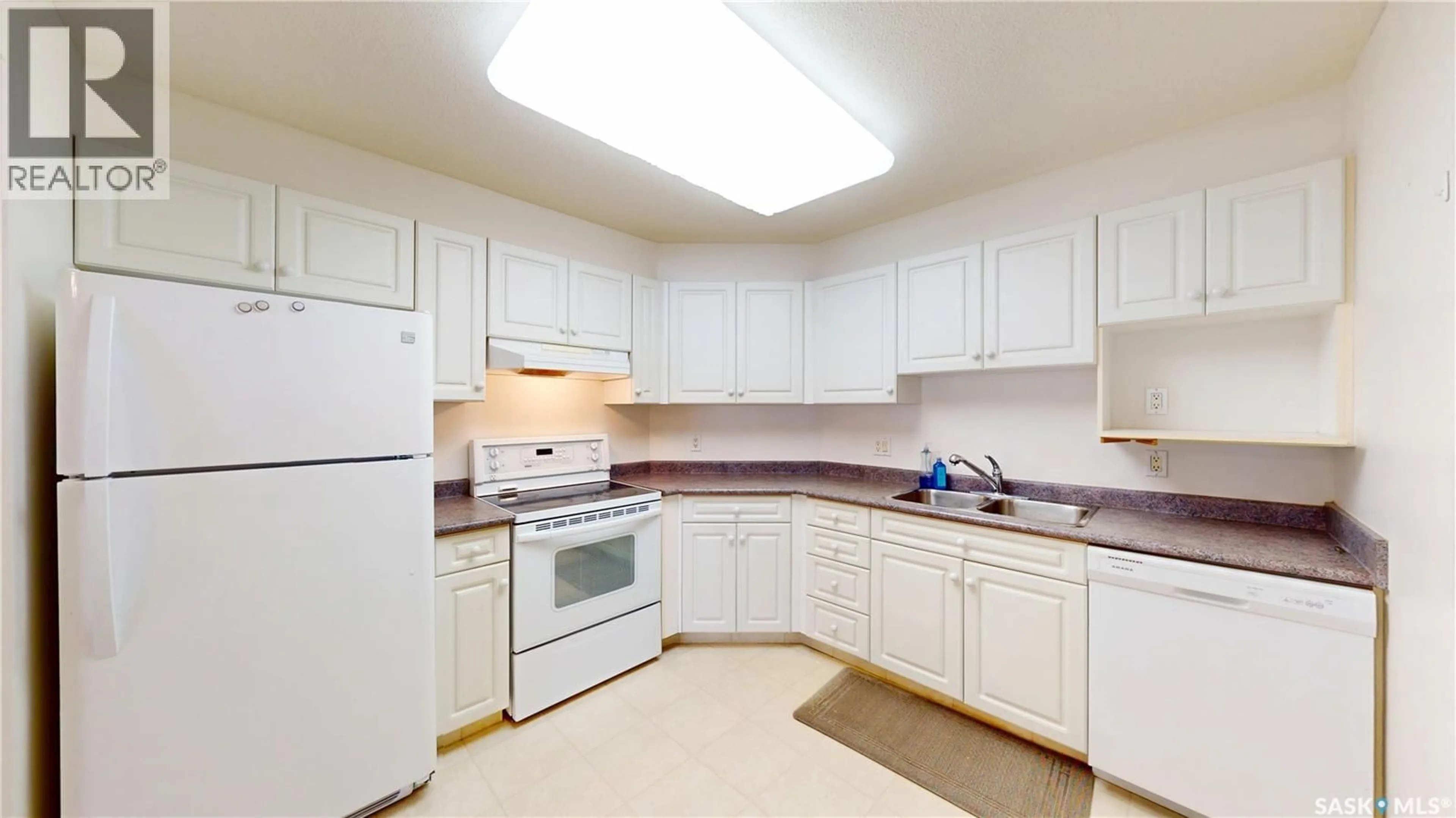 Standard kitchen, unknown for 435 - 107 MAIN STREET, Saskatoon Saskatchewan S7N0B9