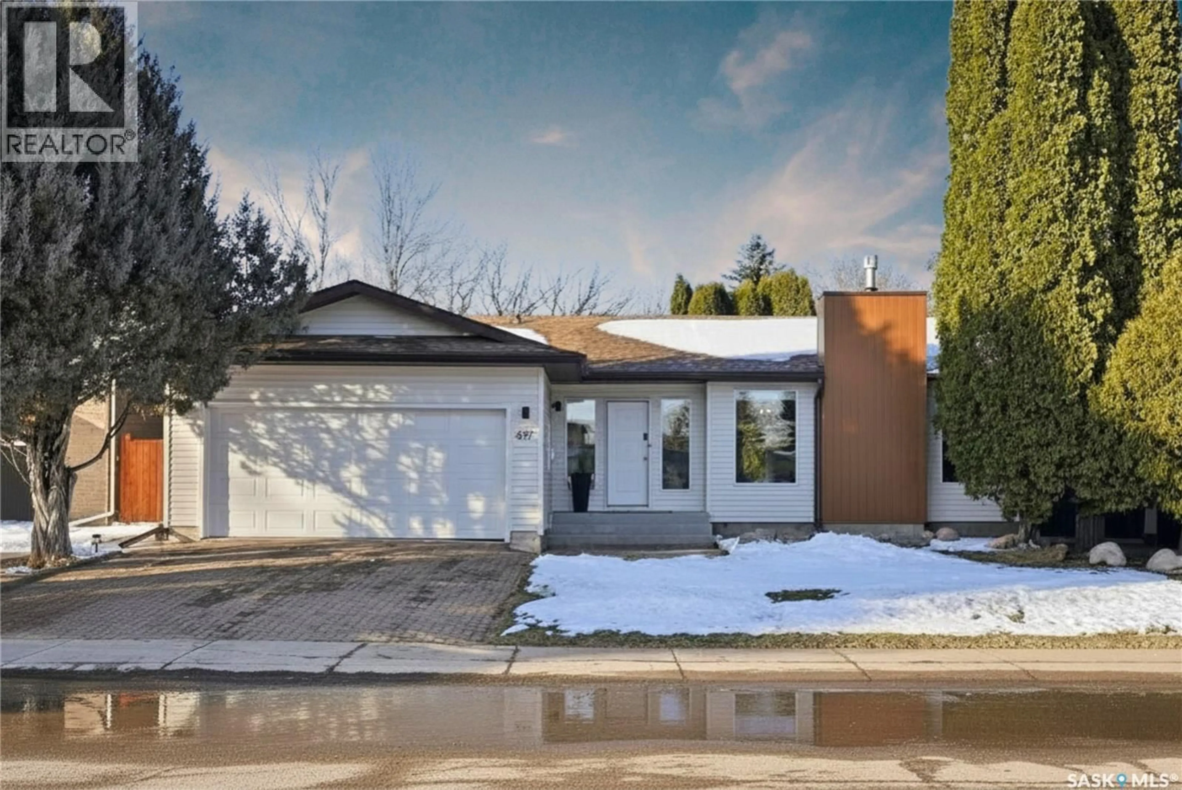 Home with brick exterior material, street for 627 DELARONDE CRESCENT, Saskatoon Saskatchewan S7J3Z9