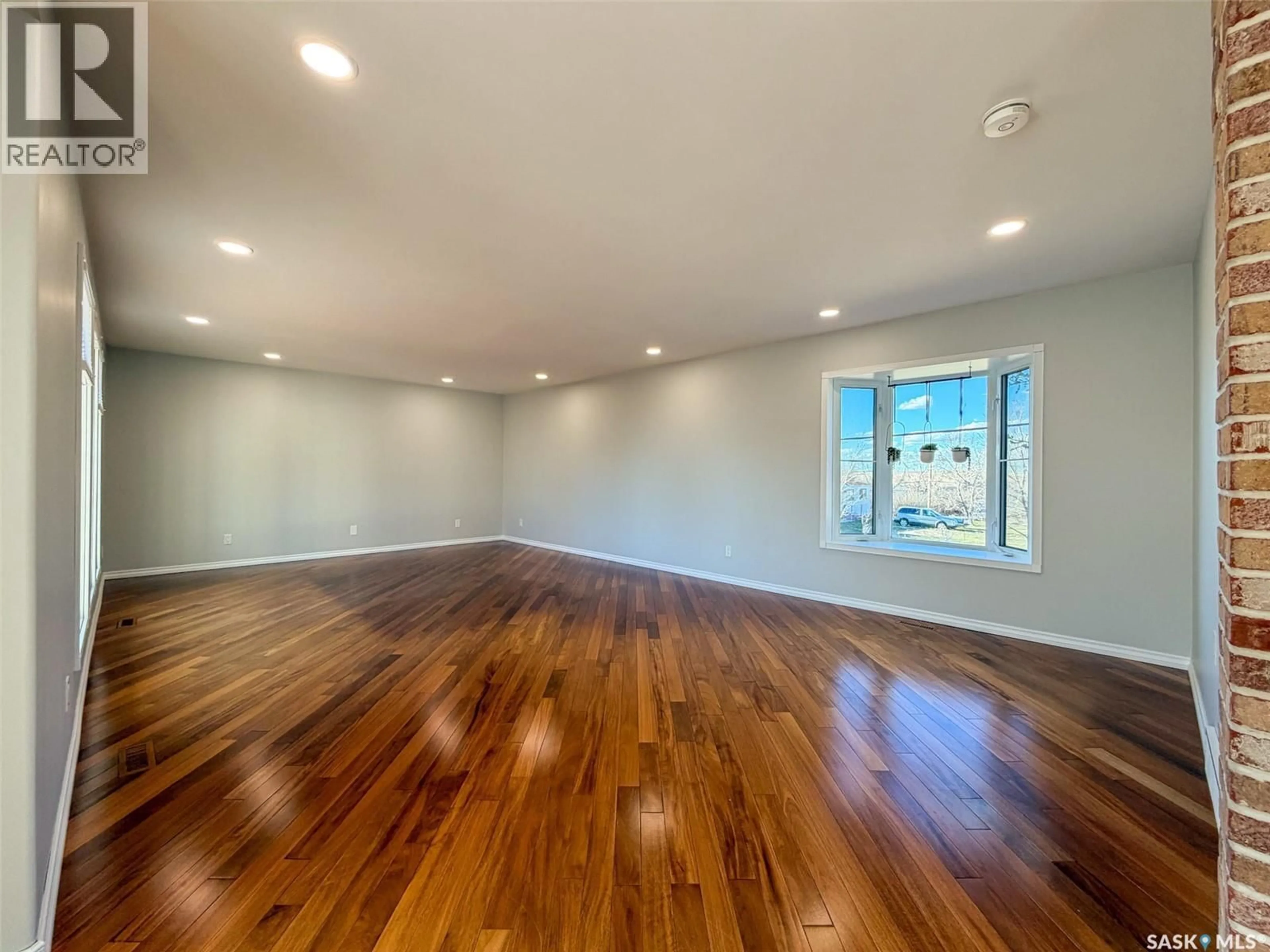 A pic of a room for 117 2ND STREET, Frontier Saskatchewan S0N0W0