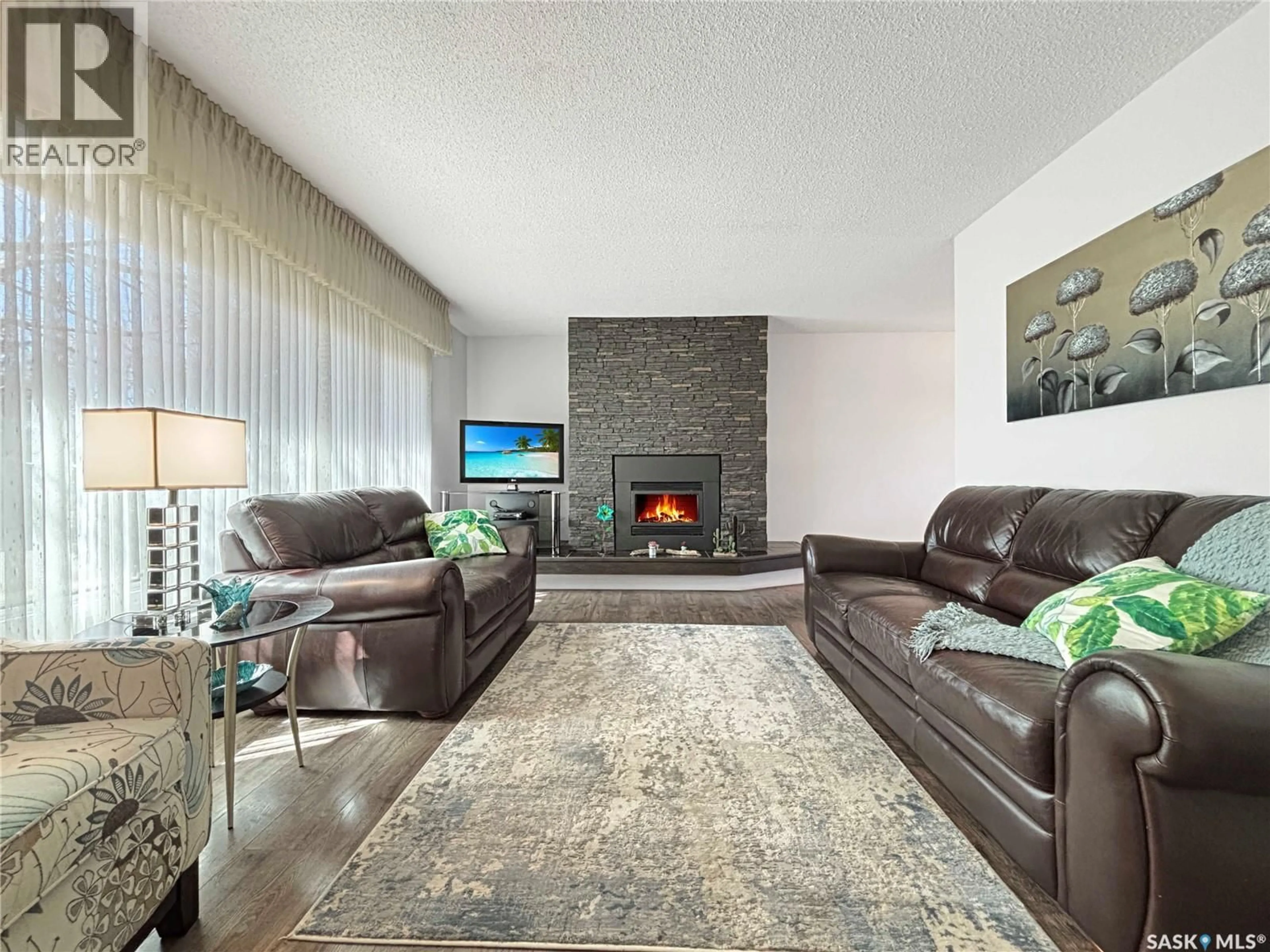 Living room with furniture, unknown for 755 TOBIN TERRACE, Saskatoon Saskatchewan S7K4P4
