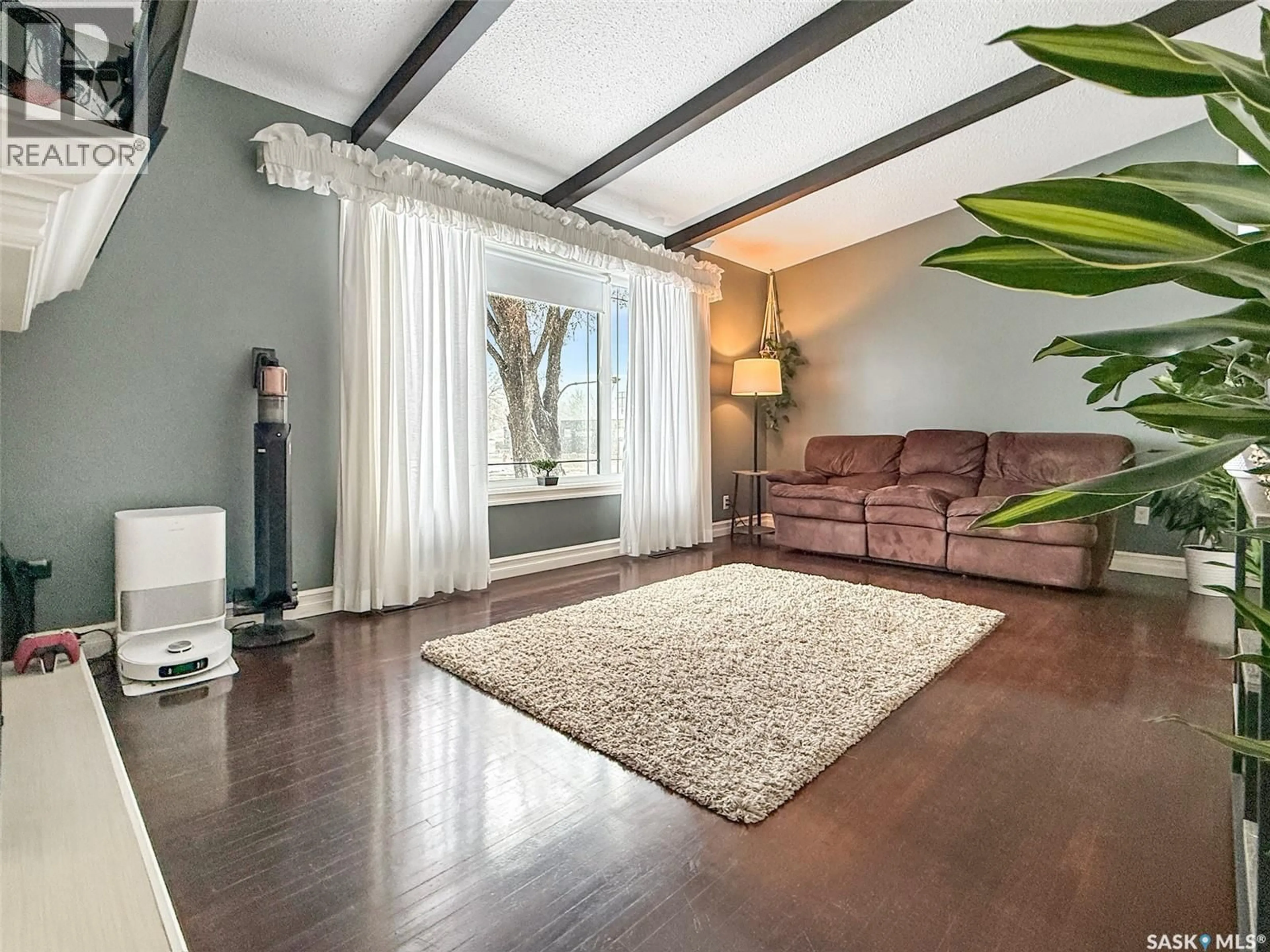 Living room with furniture, unknown for 270 2ND AVENUE, Swift Current Saskatchewan S9H3J2