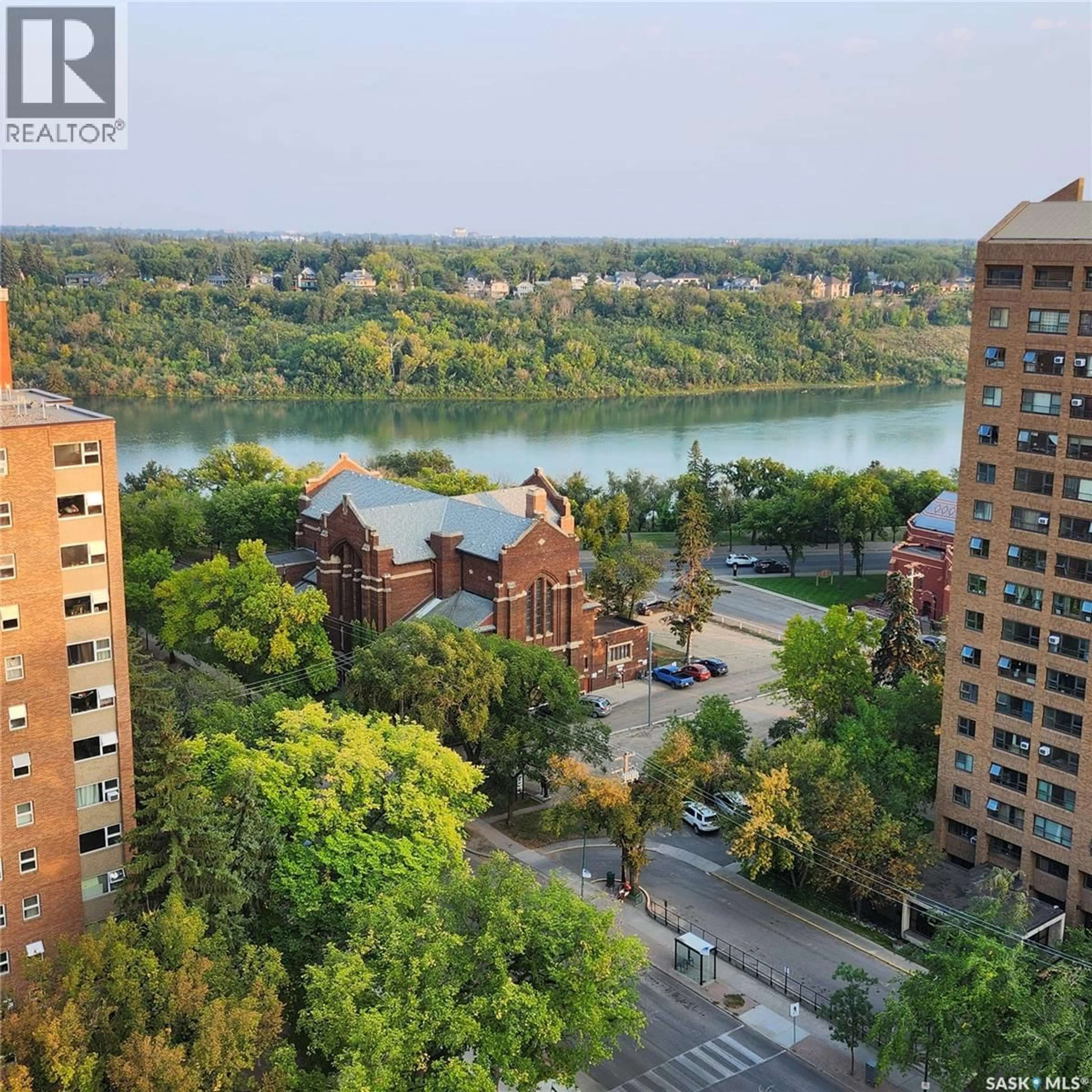 A pic from outside/outdoor area/front of a property/back of a property/a pic from drone, water/lake/river/ocean view for 1907 311 6TH AVENUE, Saskatoon Saskatchewan S7K7A9