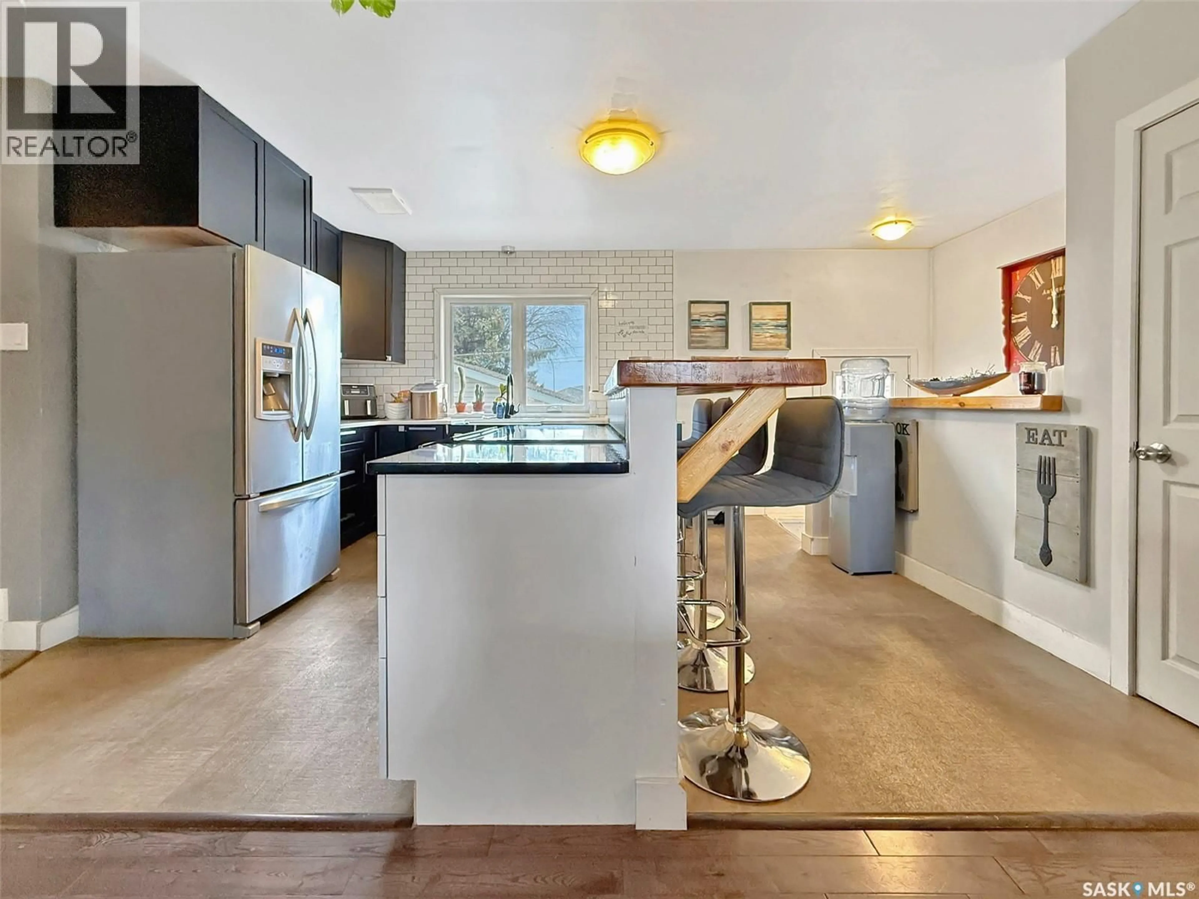 Open concept kitchen, unknown for 1415 ASHLEY DRIVE, Swift Current Saskatchewan S9H1N6