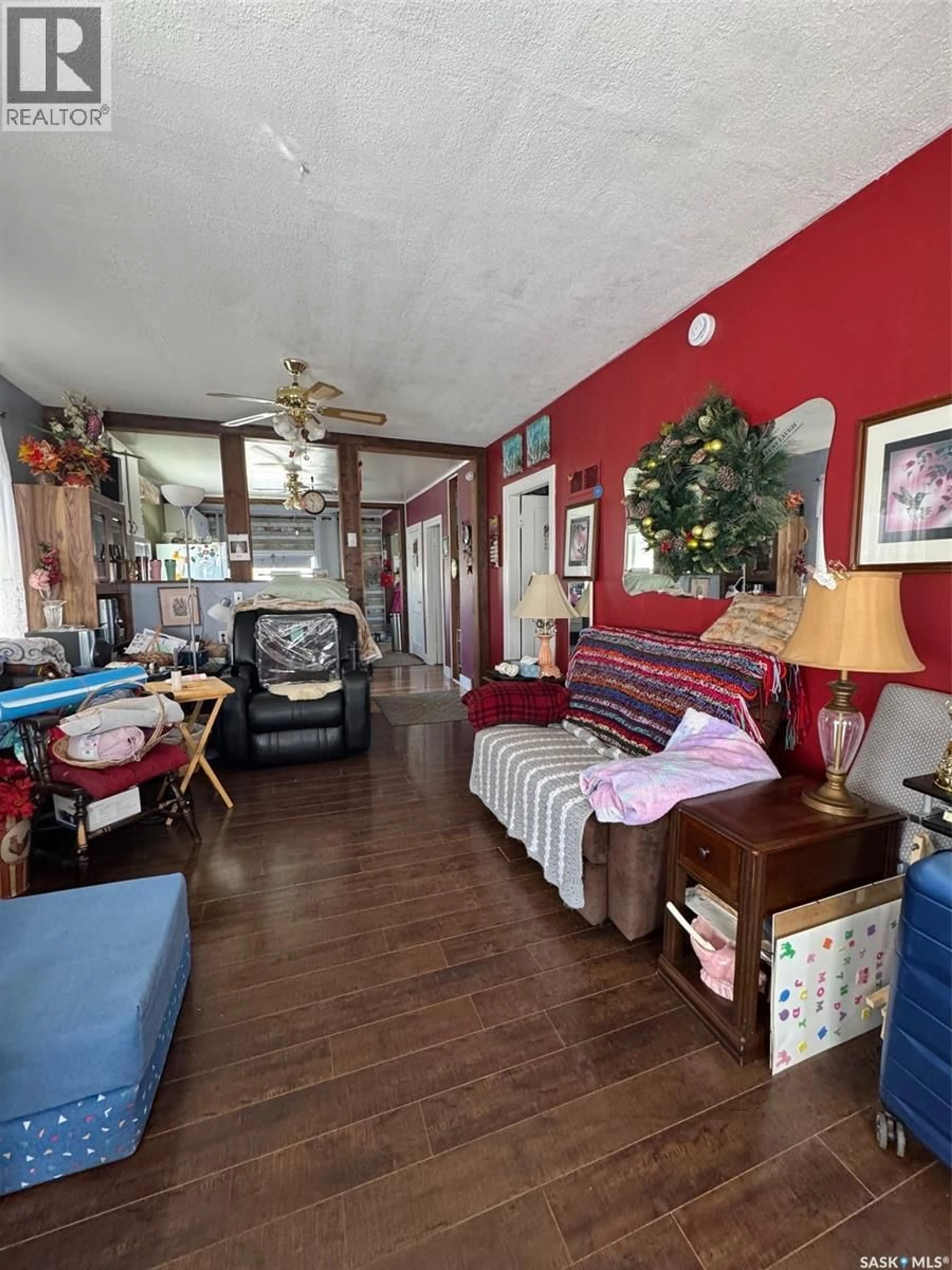 A pic of a room for 309 MAIN STREET, Maymont Saskatchewan S0M1T0