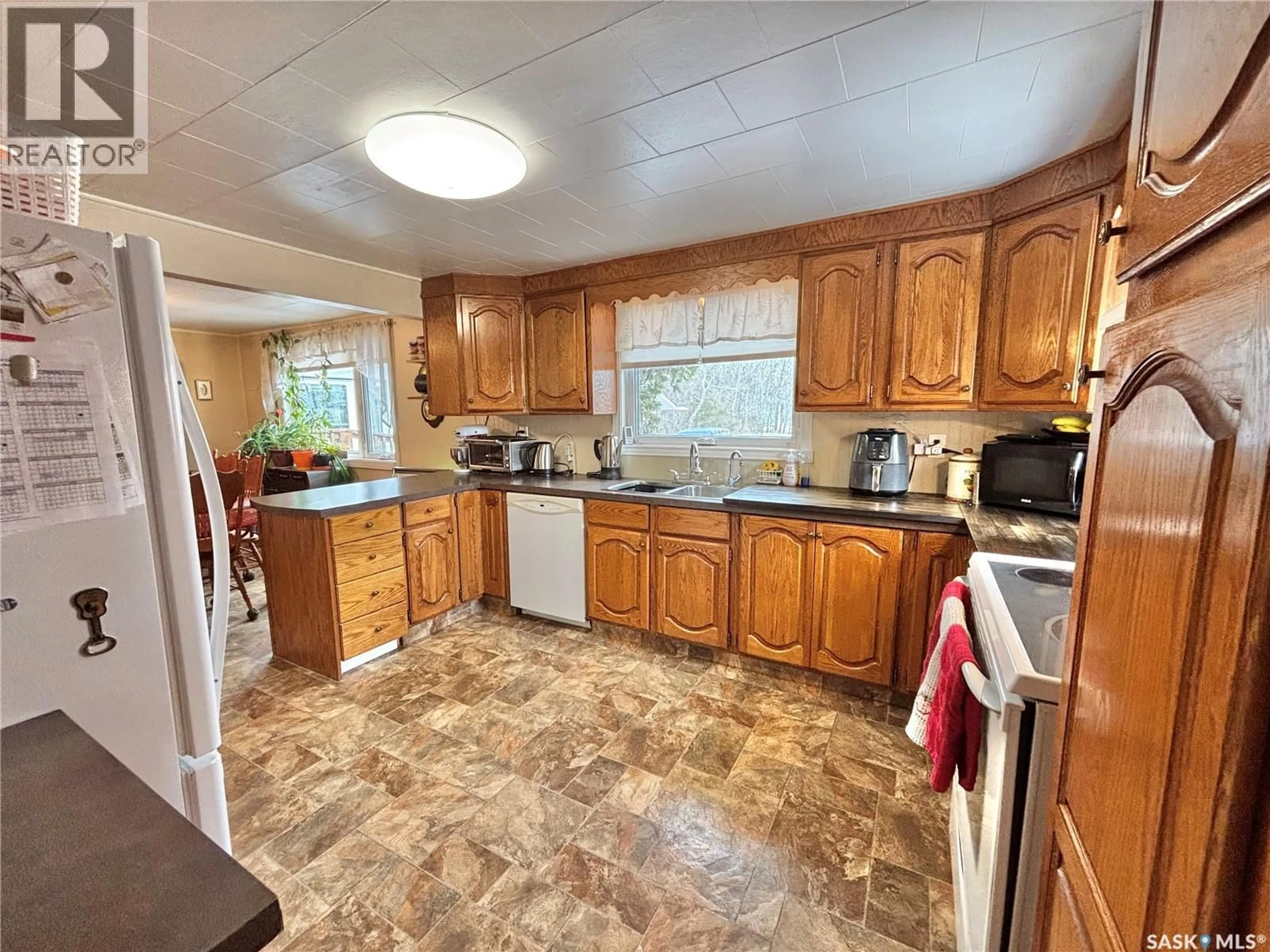 Standard kitchen, ceramic/tile floor for LITTLE HOMESTEAD ACREAGE, Wallace Rm No. 243 Saskatchewan S0A4S0