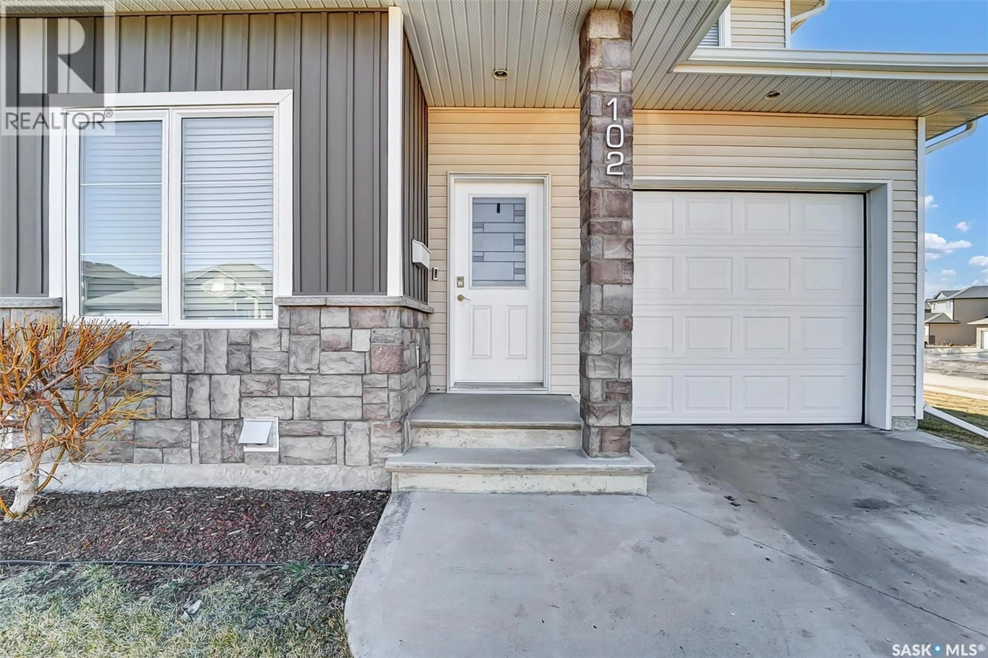 Unknown for 102 ATTON CRESCENT, Saskatoon Saskatchewan S7W0N9