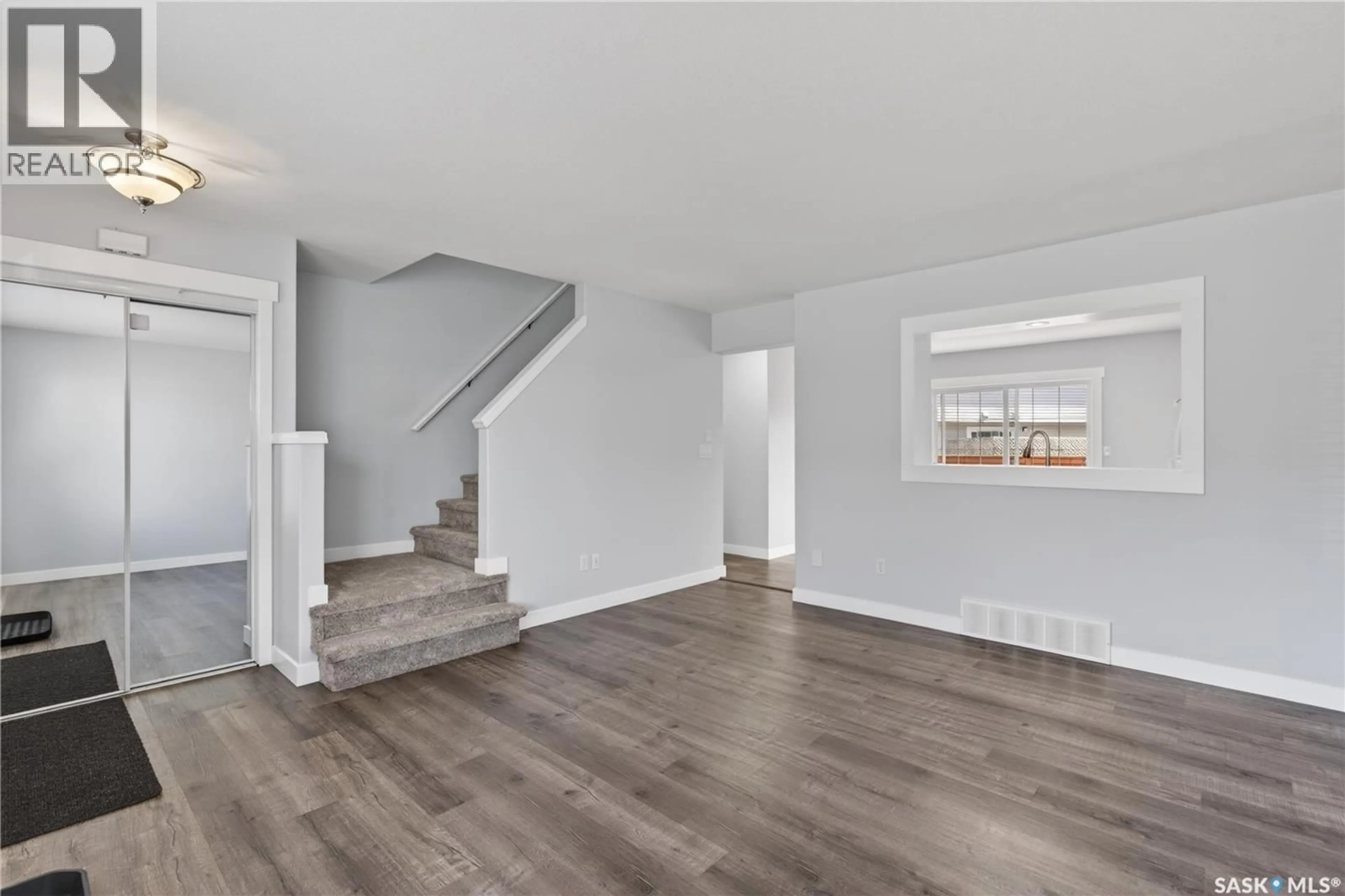 Unknown for 213 670 KENDERDINE ROAD, Saskatoon Saskatchewan S7N4W2