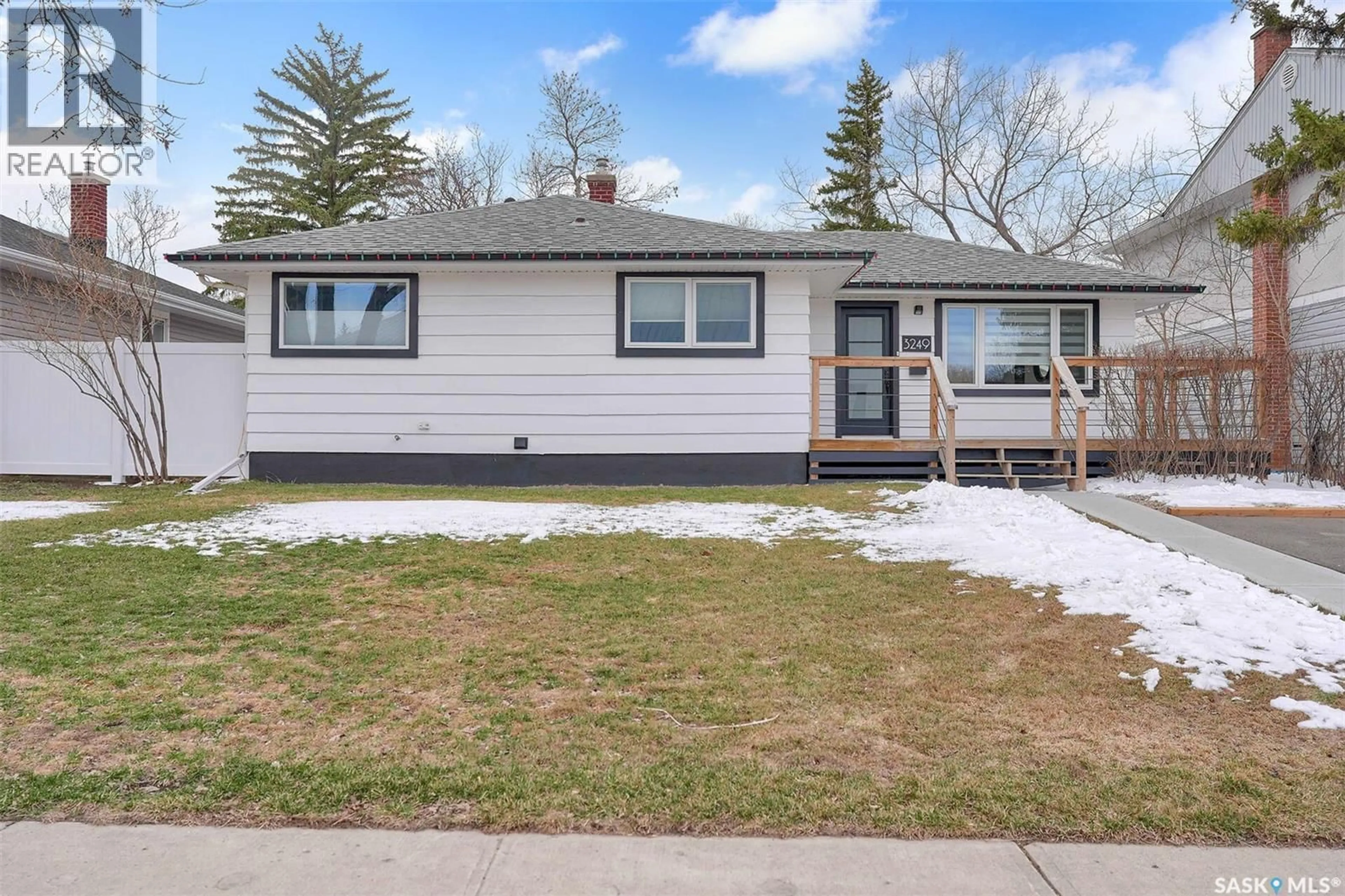 Home with vinyl exterior material, street for 3249 MONTAGUE STREET, Regina Saskatchewan S4S1Z8