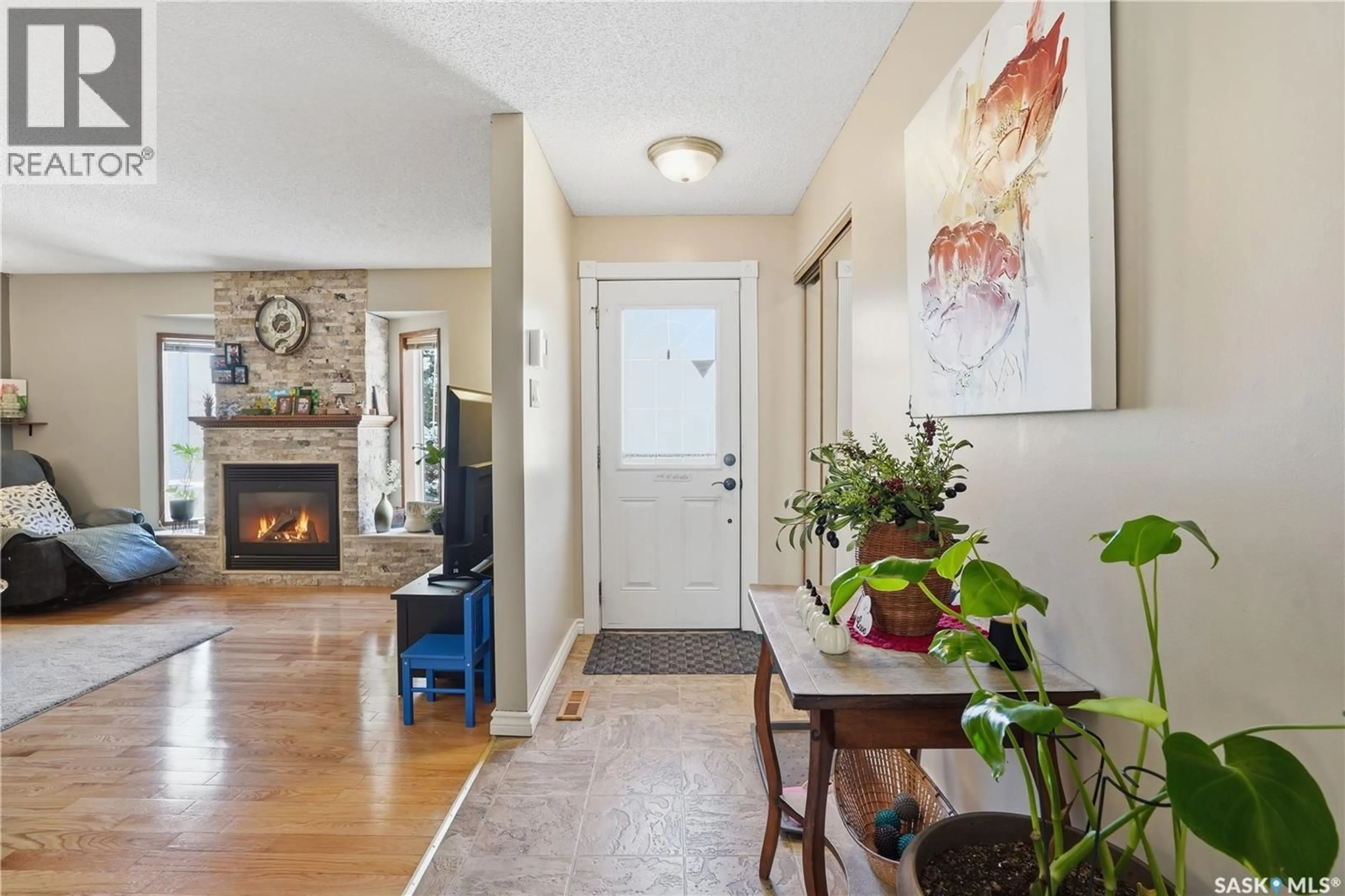 Indoor entryway for 6207 PARSONS BAY, Regina Saskatchewan S4X3A5