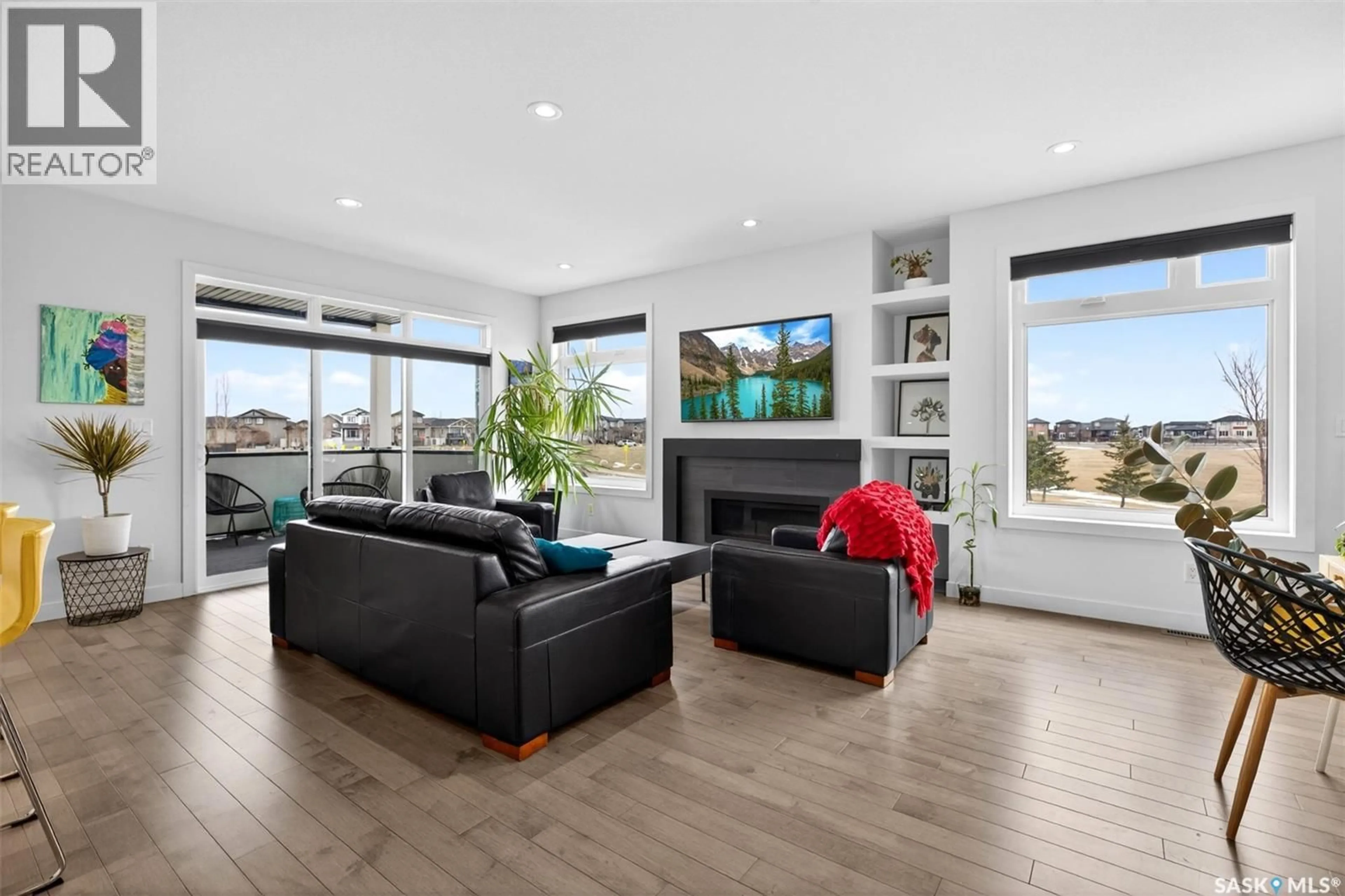 Living room with furniture, unknown for 5501 NORSEMAN CRESCENT, Regina Saskatchewan S4W0J8