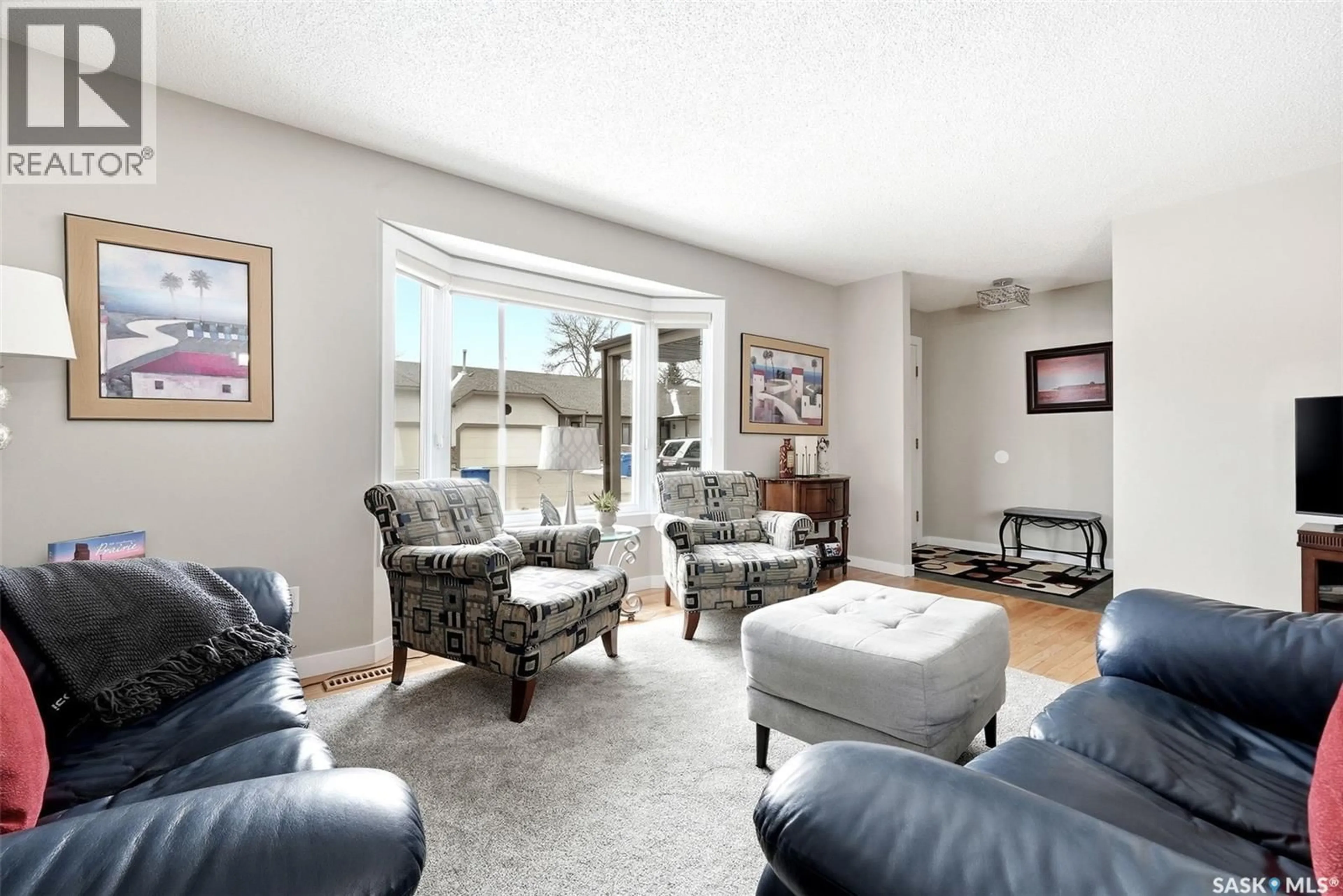 Living room with furniture, unknown for 3340 BROOKSHIRE LANE, Regina Saskatchewan S4V2R1