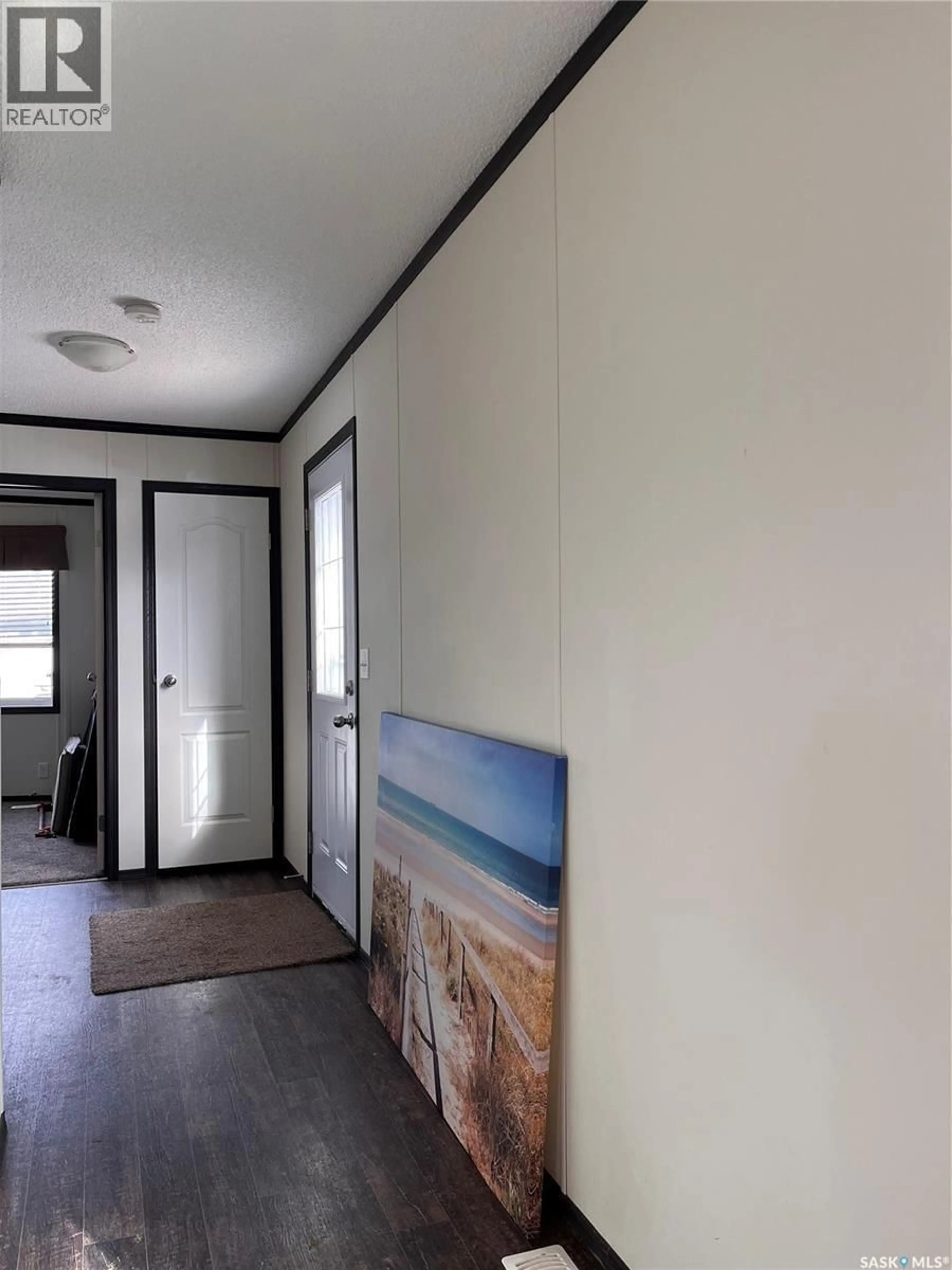 A pic of a room for 218 4TH STREET, Nipawin Saskatchewan S0E1E0