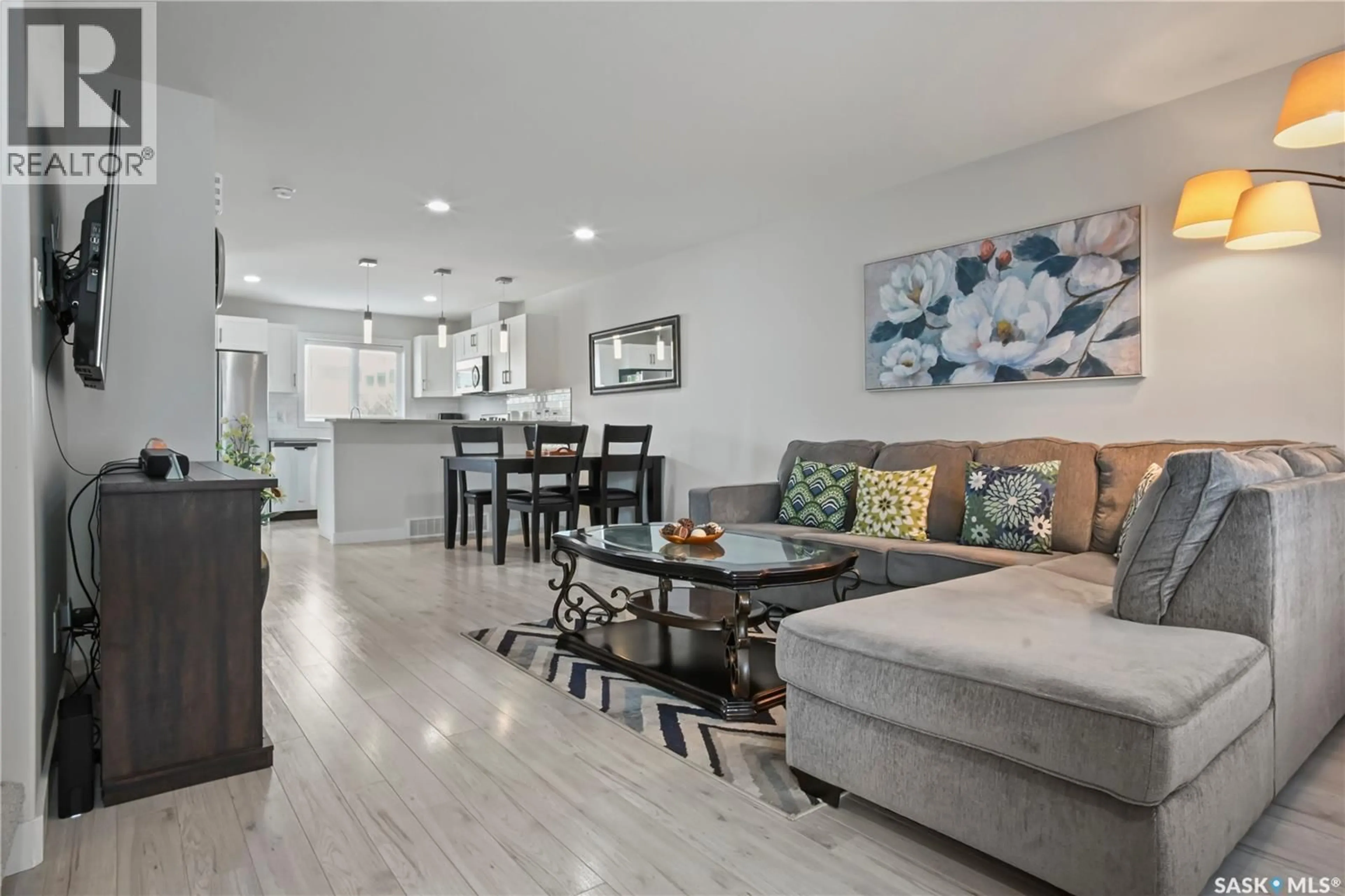 Open concept kitchen, unknown for 5636 PREFONTAINE AVENUE, Regina Saskatchewan S4W0M8