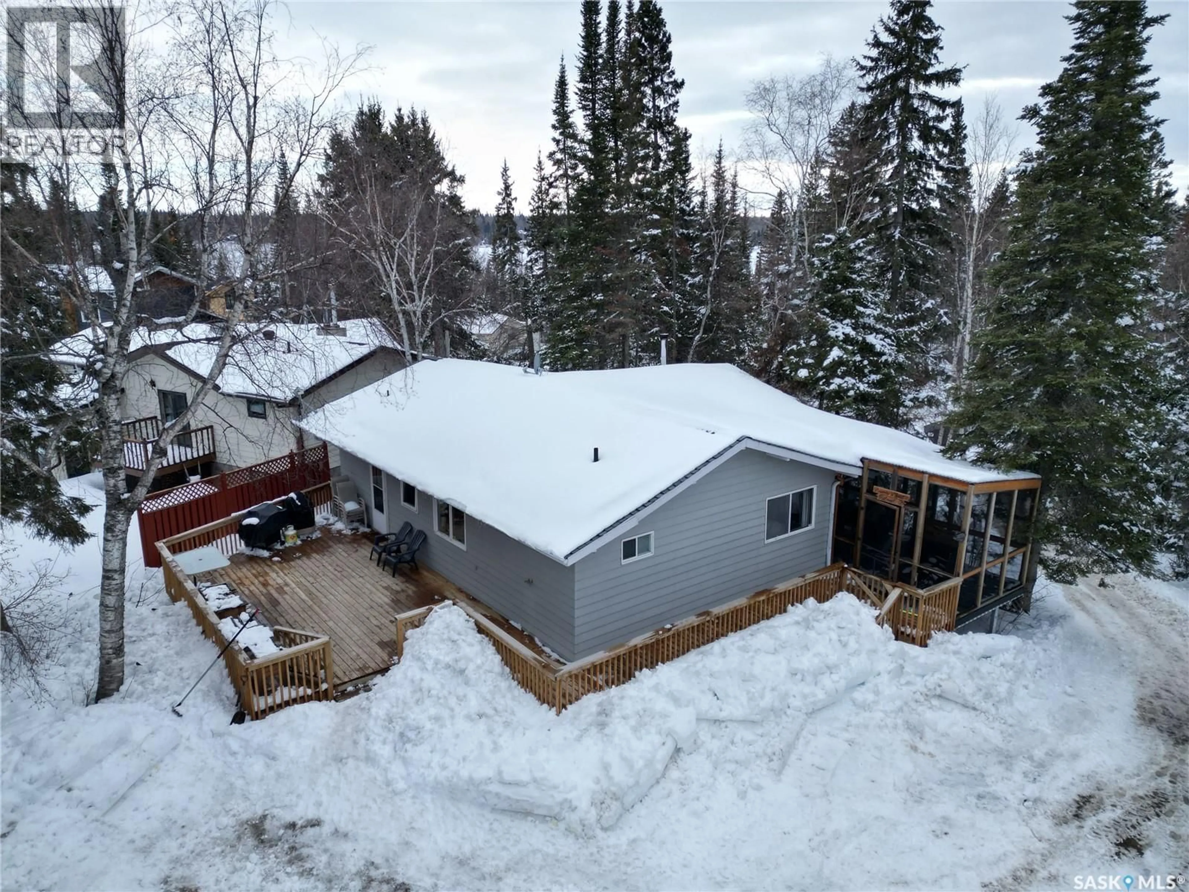 A pic from outside/outdoor area/front of a property/back of a property/a pic from drone, unknown for 505 MARINE DRIVE, Lakeland Rm No. 521 Saskatchewan S0J0N0