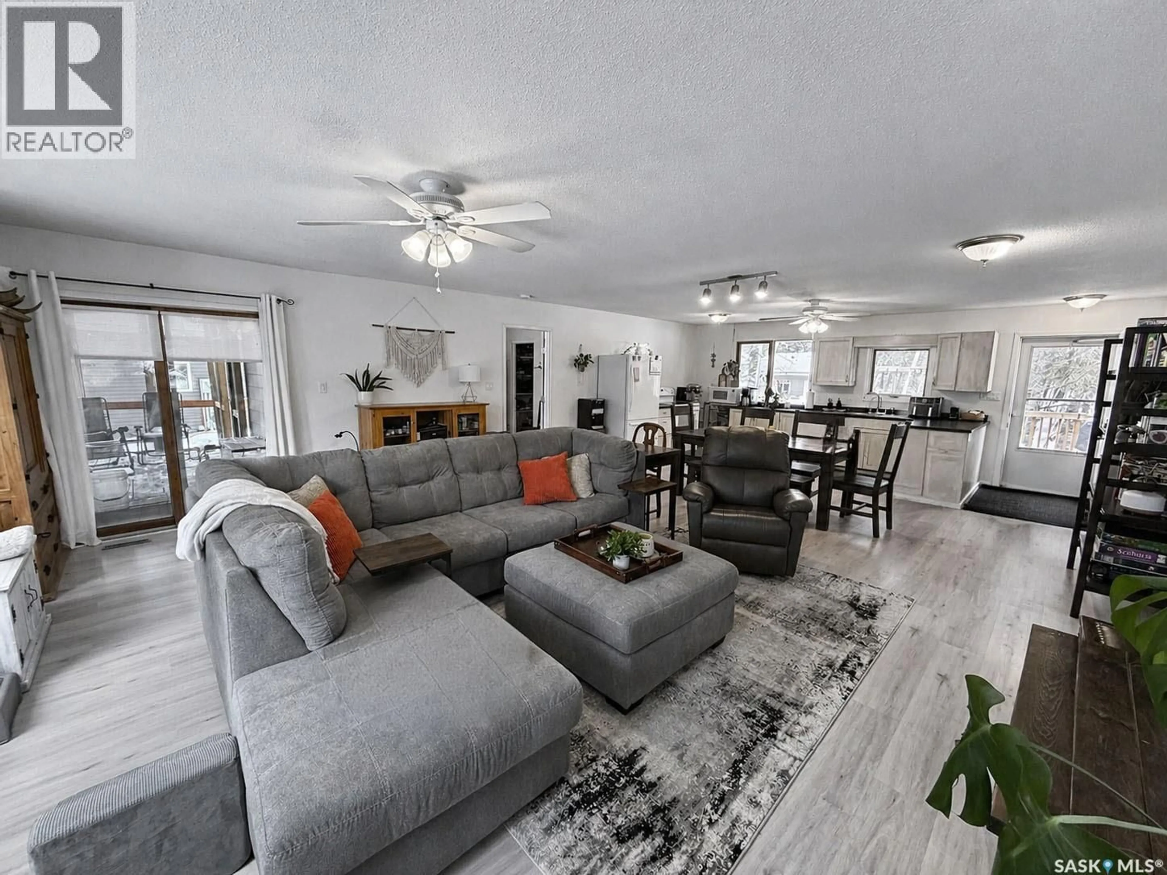 Living room with furniture, unknown for 505 MARINE DRIVE, Lakeland Rm No. 521 Saskatchewan S0J0N0