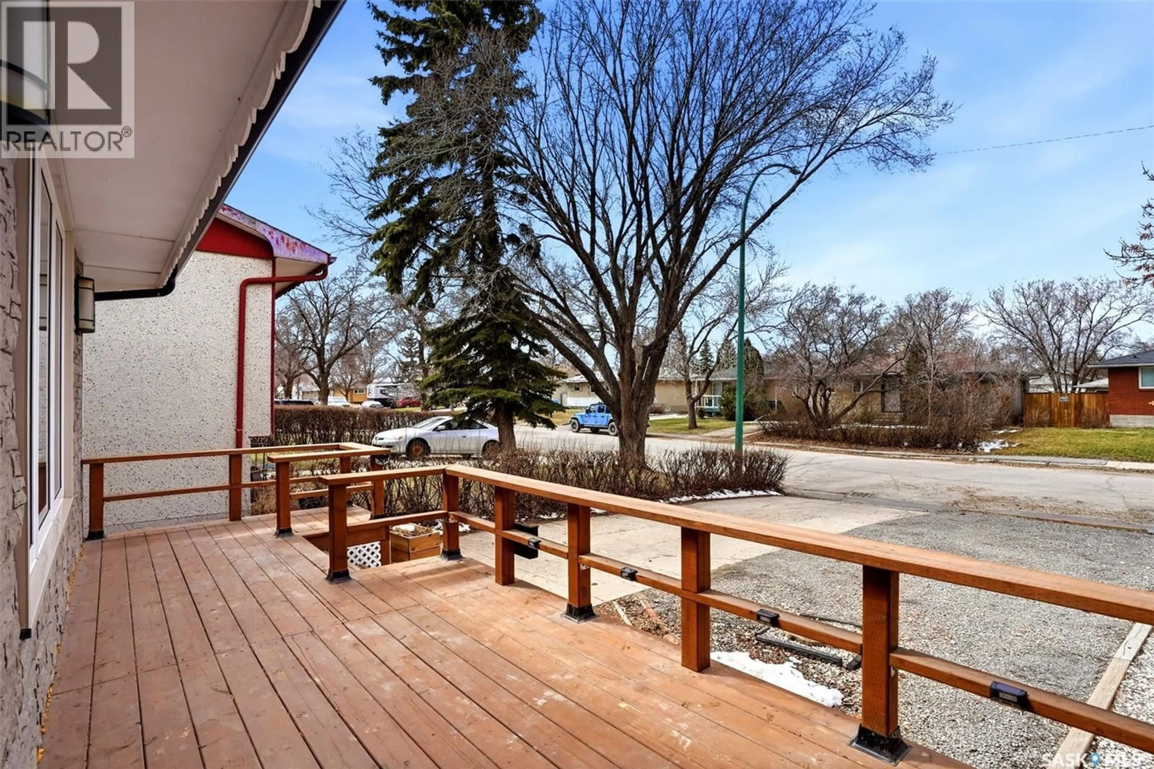 Patio, street for 75 ROTHWELL CRESCENT, Regina Saskatchewan S4N1R5