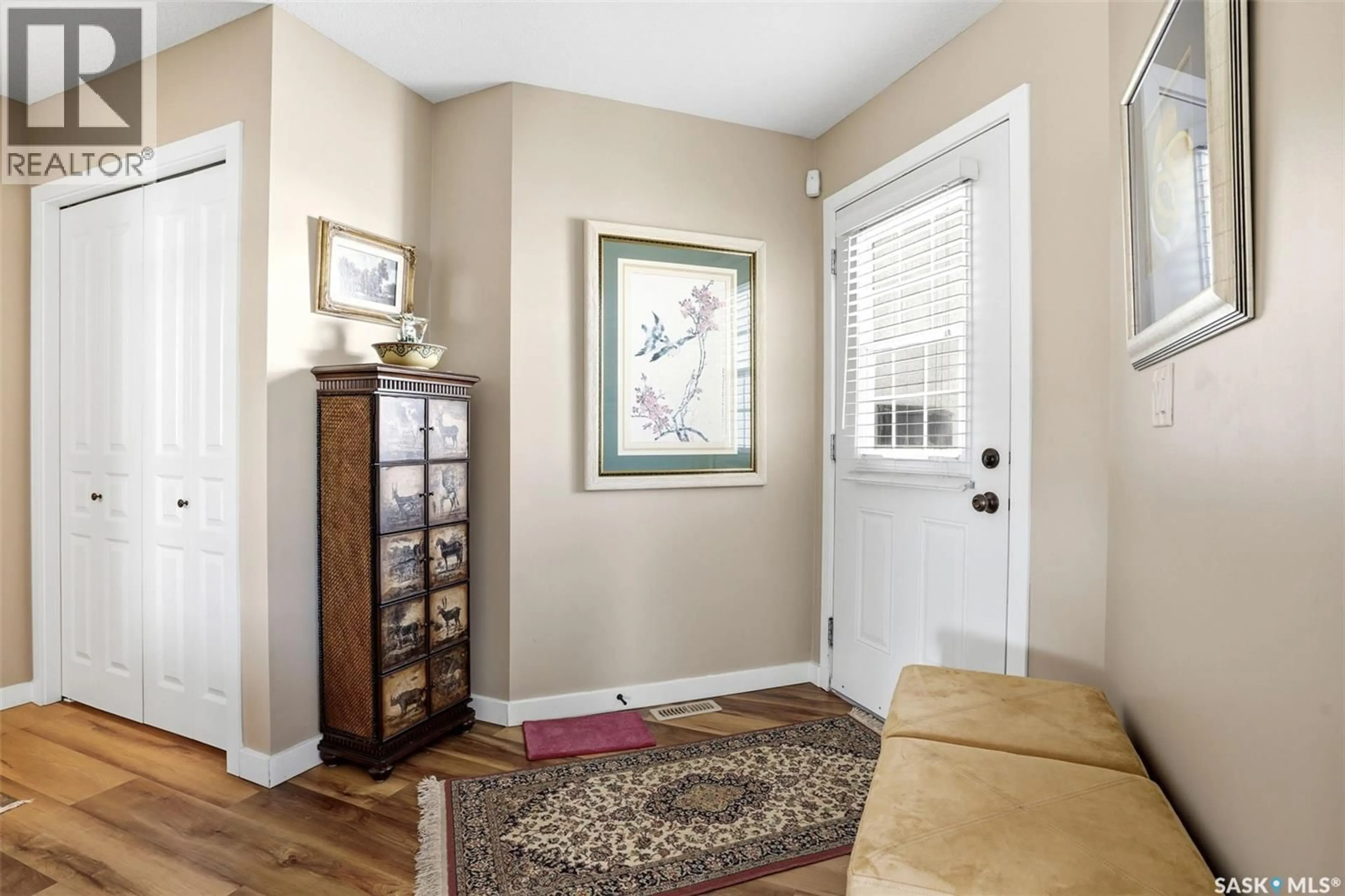 Indoor entryway for 4101 - 3 PRESTON CRESCENT, Regina Saskatchewan S4X0G3