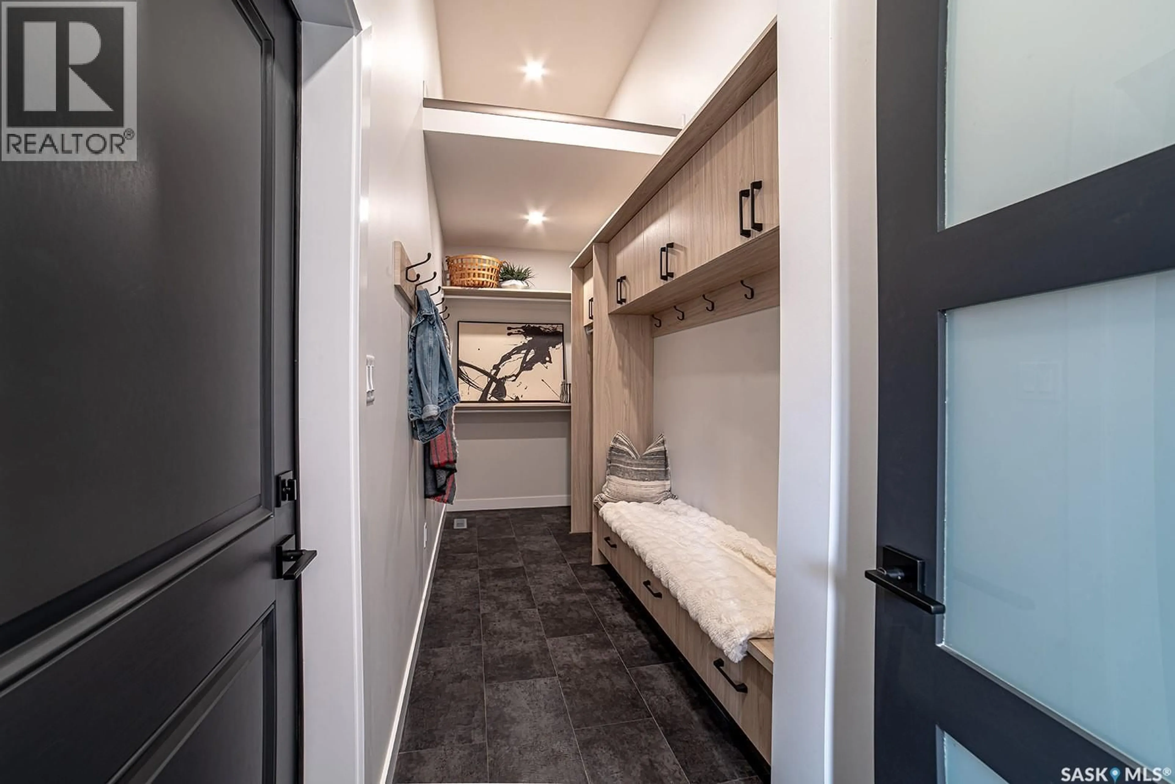 Indoor entryway for 23 HUBER DRIVE, Edenwold Rm No.158 Saskatchewan S4L0A7