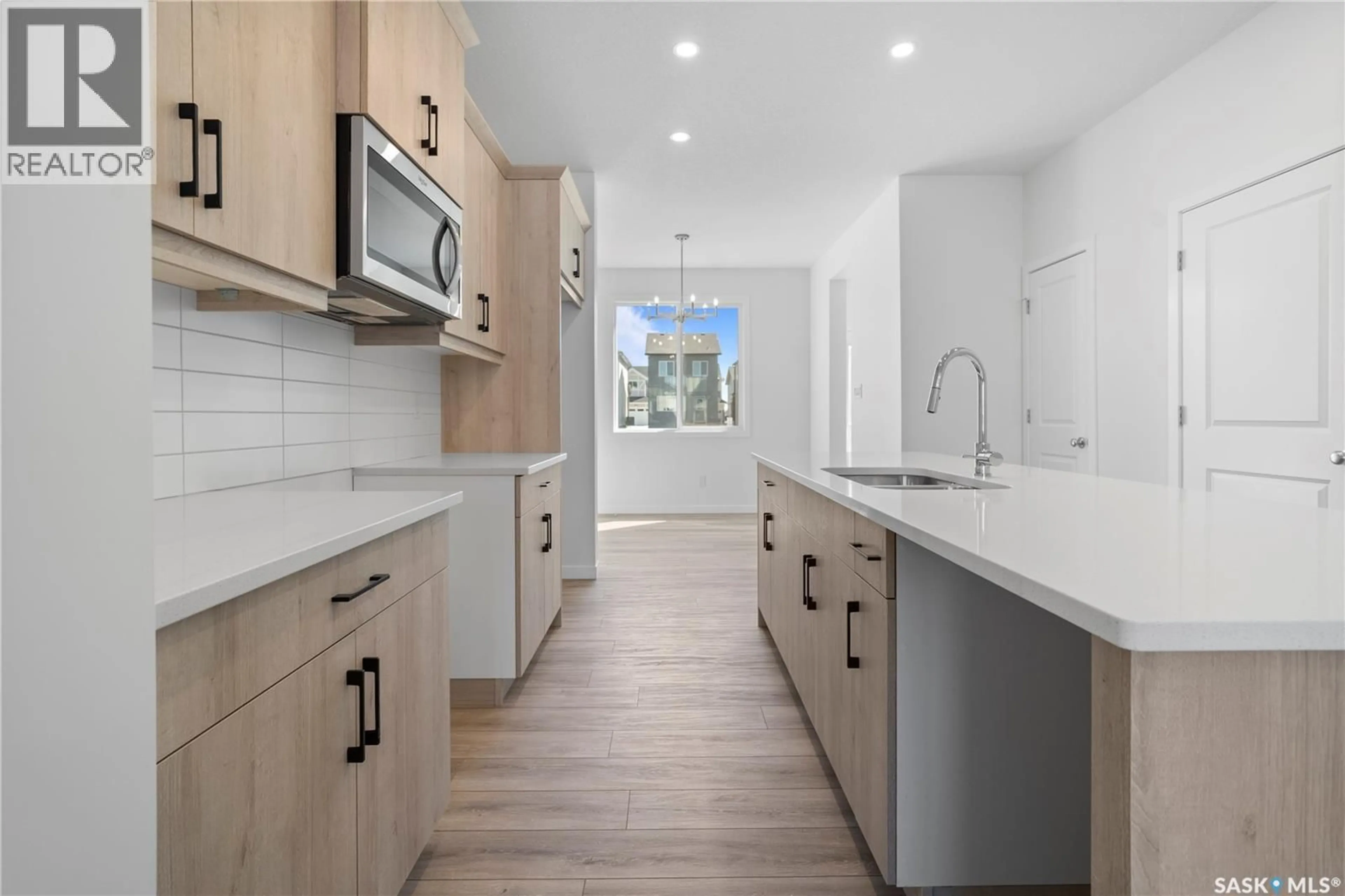 Open concept kitchen, unknown for 3151 BOWEN STREET, Regina Saskatchewan S4V4C6