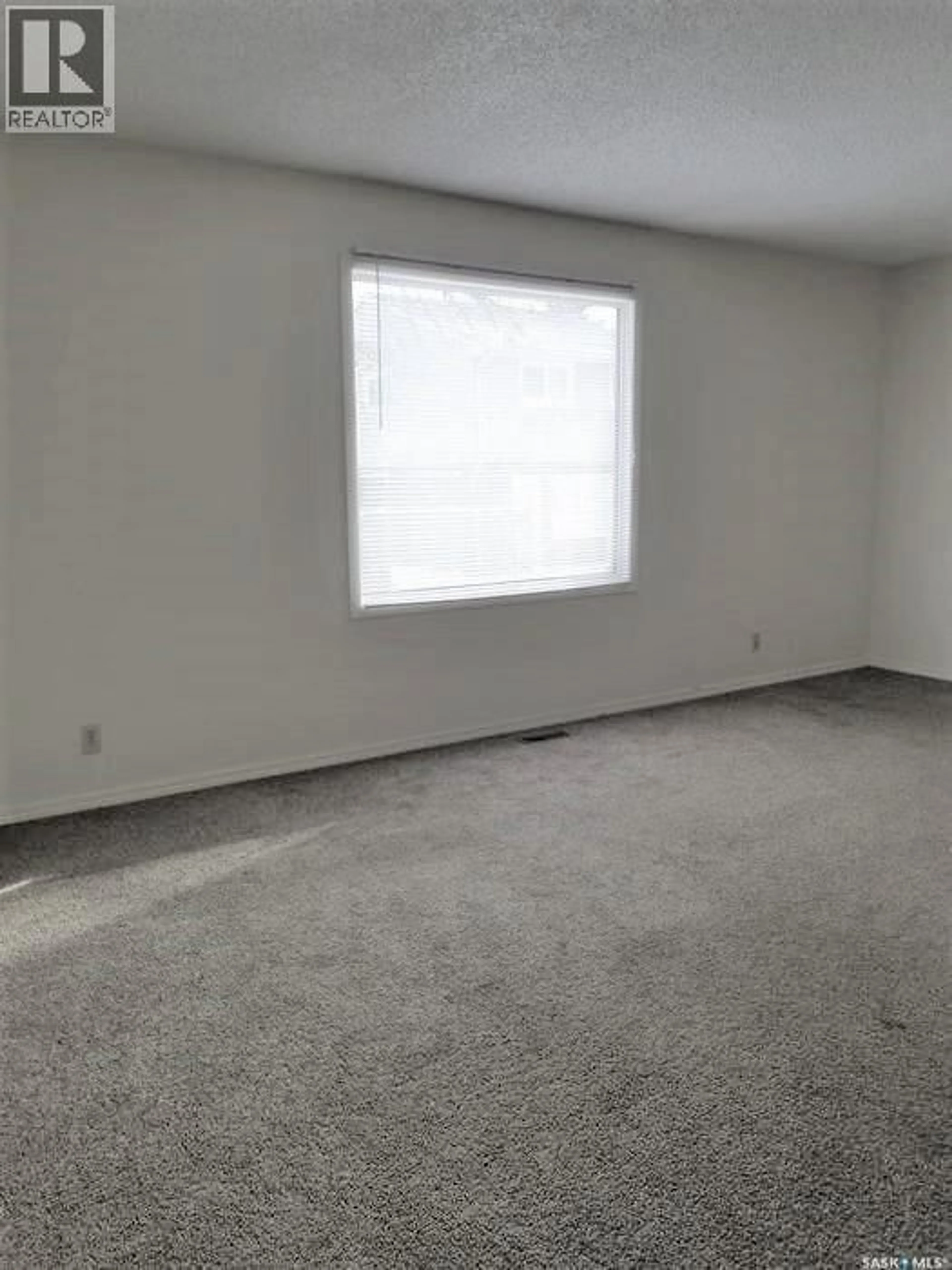 A pic of a room for 3906 CASTLE ROAD, Regina Saskatchewan S4S6A4