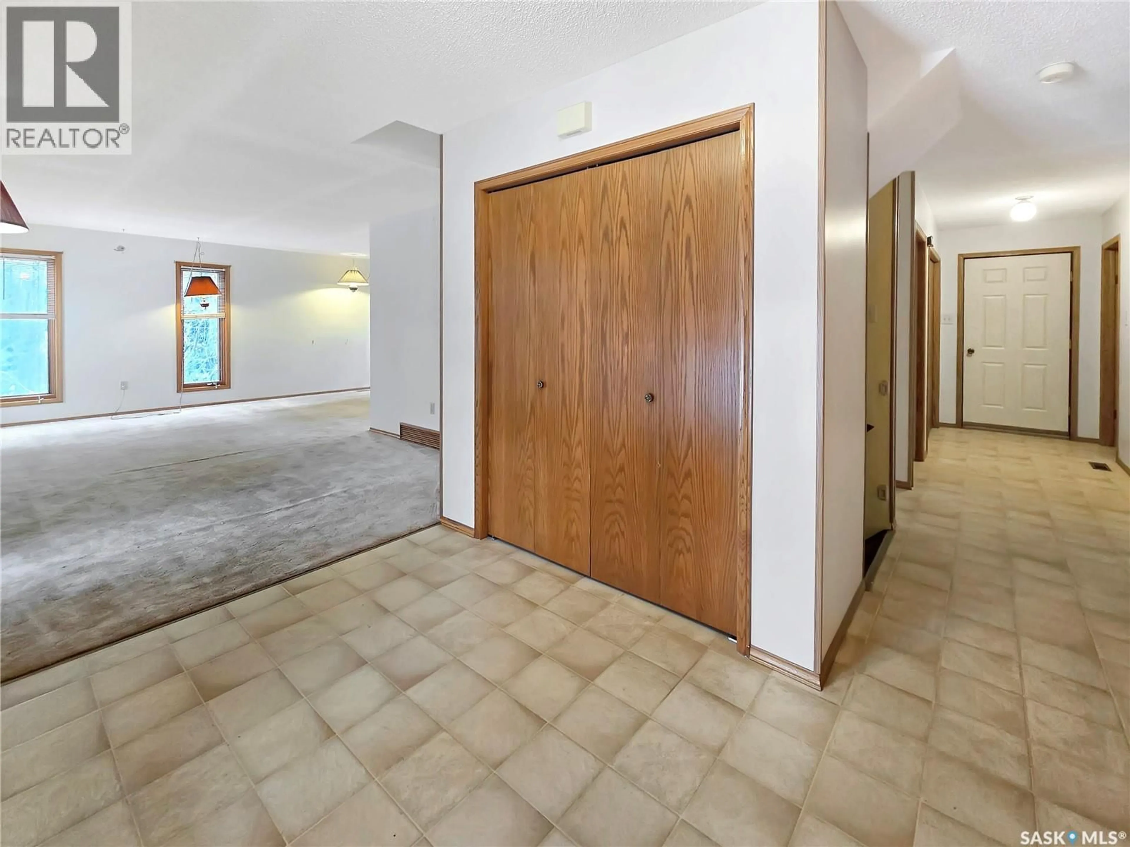 Indoor foyer for 12 ST PAUL STREET, South Qu'Appelle Rm No. 157 Saskatchewan S0G0E0