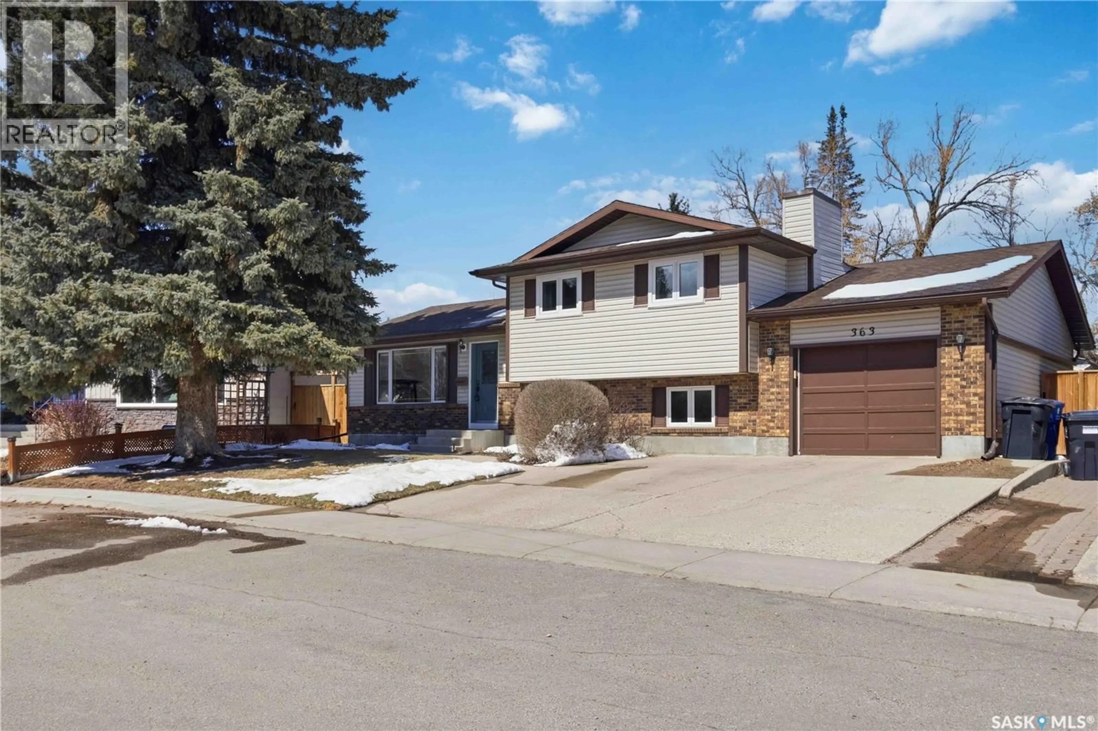 Unknown for 363 CANDLE CRESCENT, Saskatoon Saskatchewan S7K5A5